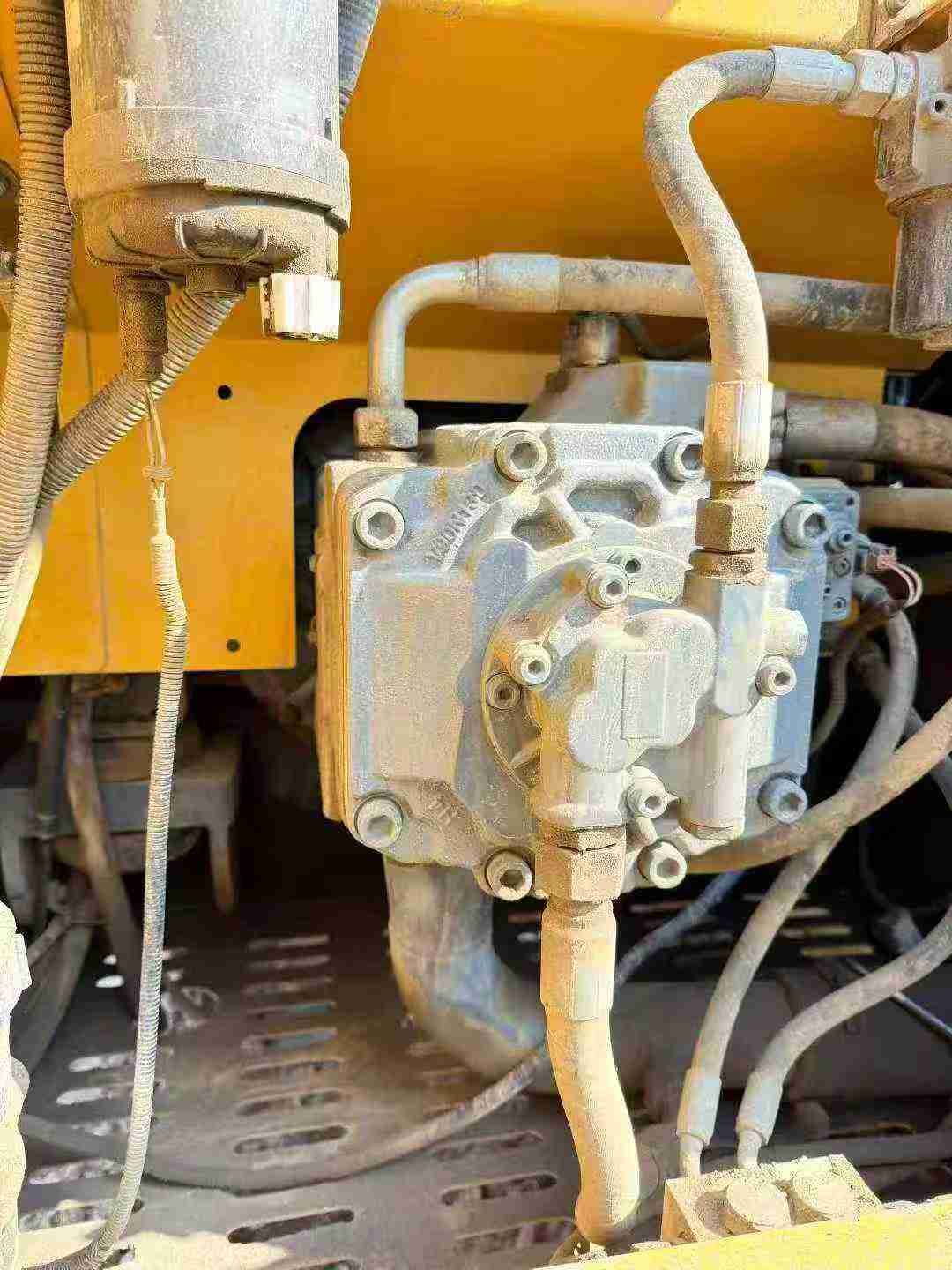 Used XCMG XE205GH Excavator 2023 Model / 5