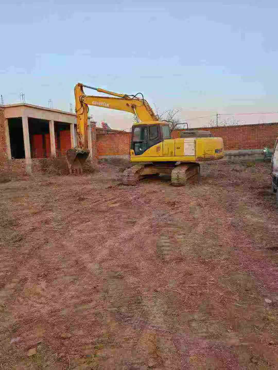 Used Komatsu PW220-7 Excavator 2016 Model / 2