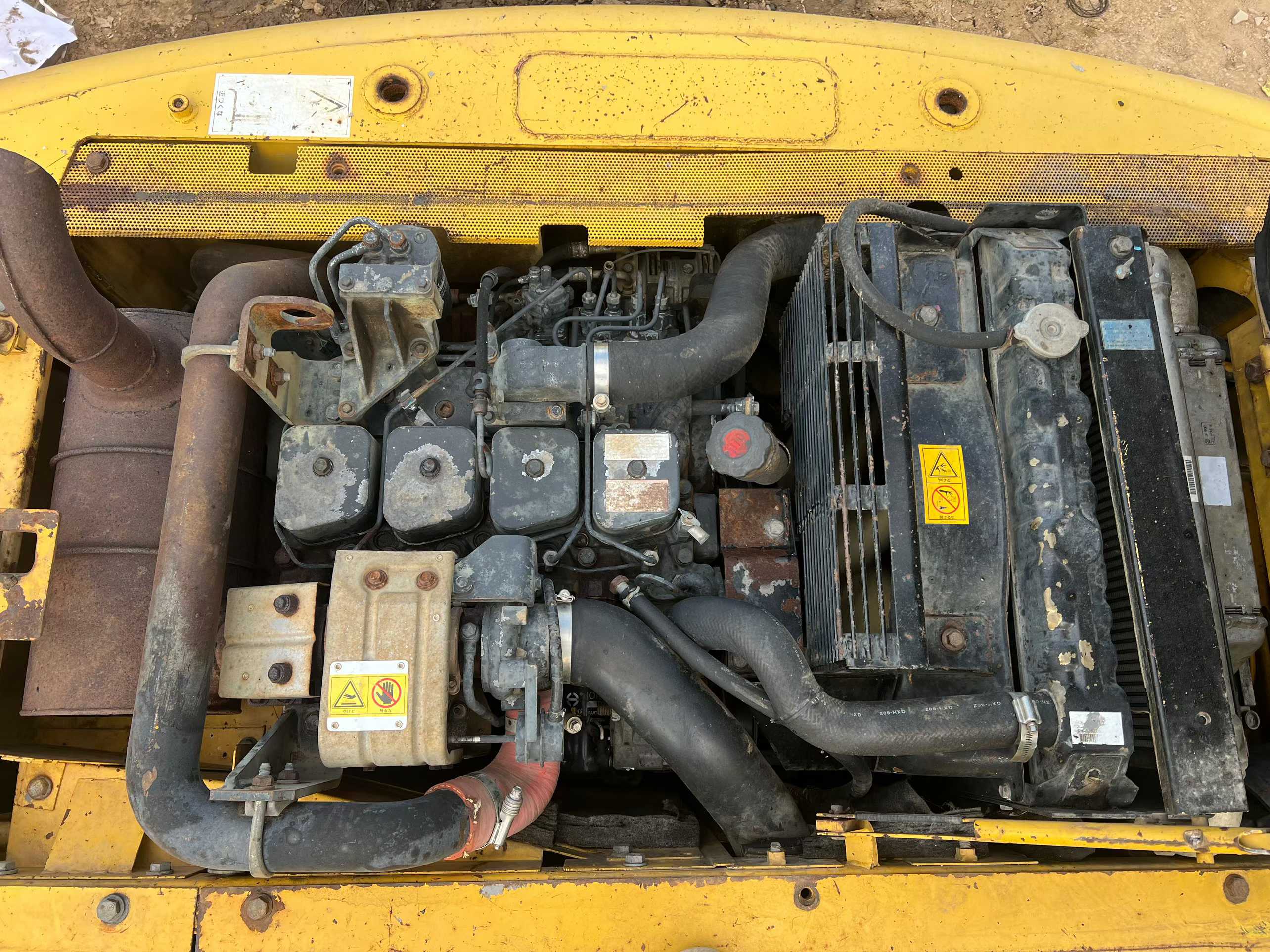 Used Komatsu PC120-6E0 Excavator 2016 Model / 3