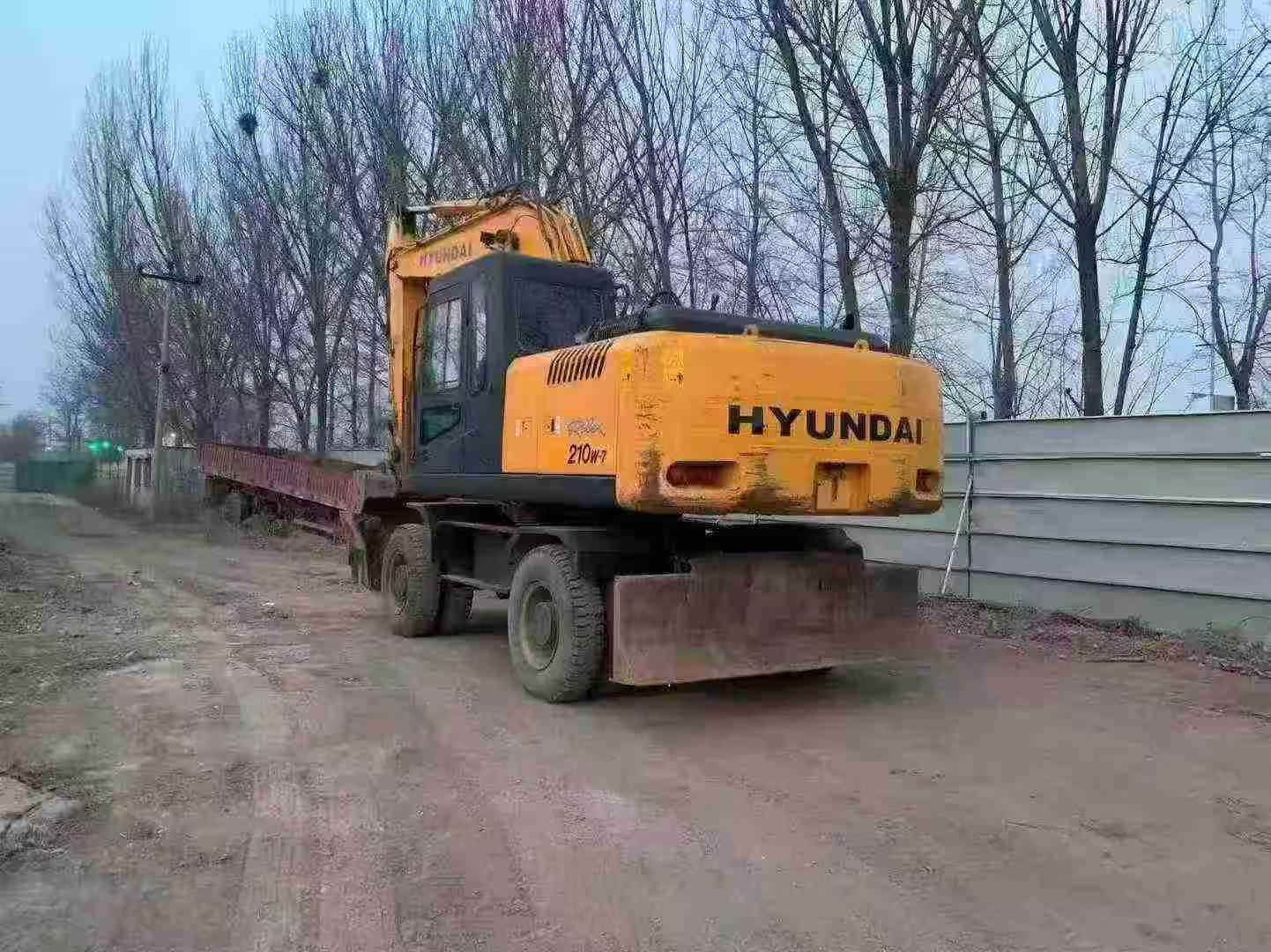 Used Hyundai R210-7 Excavator 2016 Model / 2