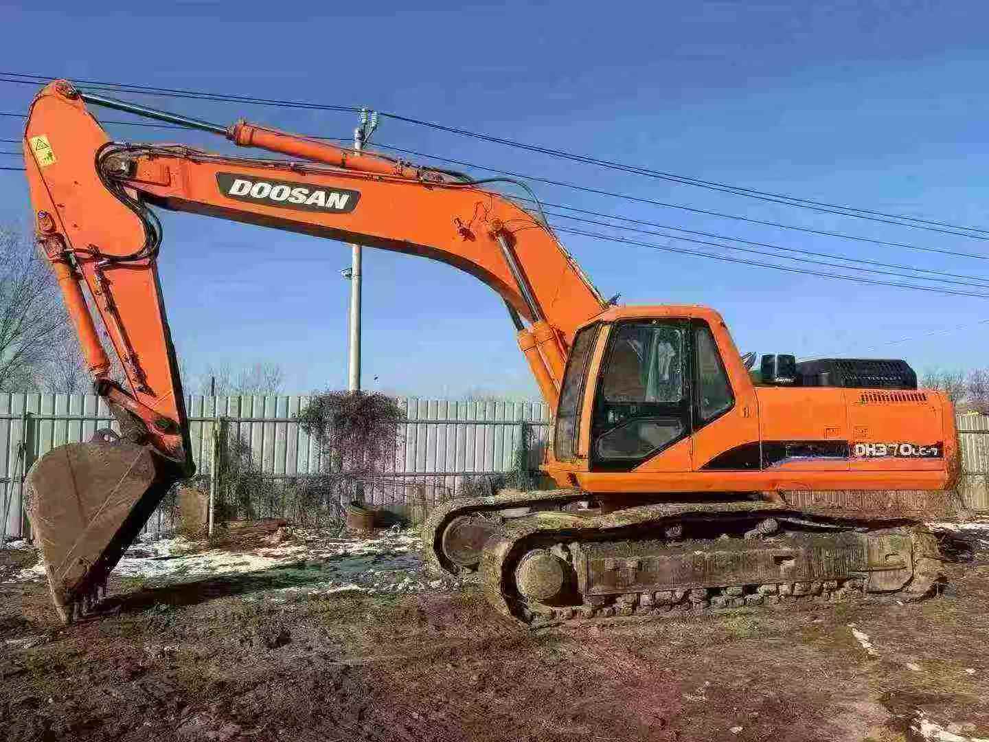 Used Doosan DL300 Excavator 2013 Model / 4
