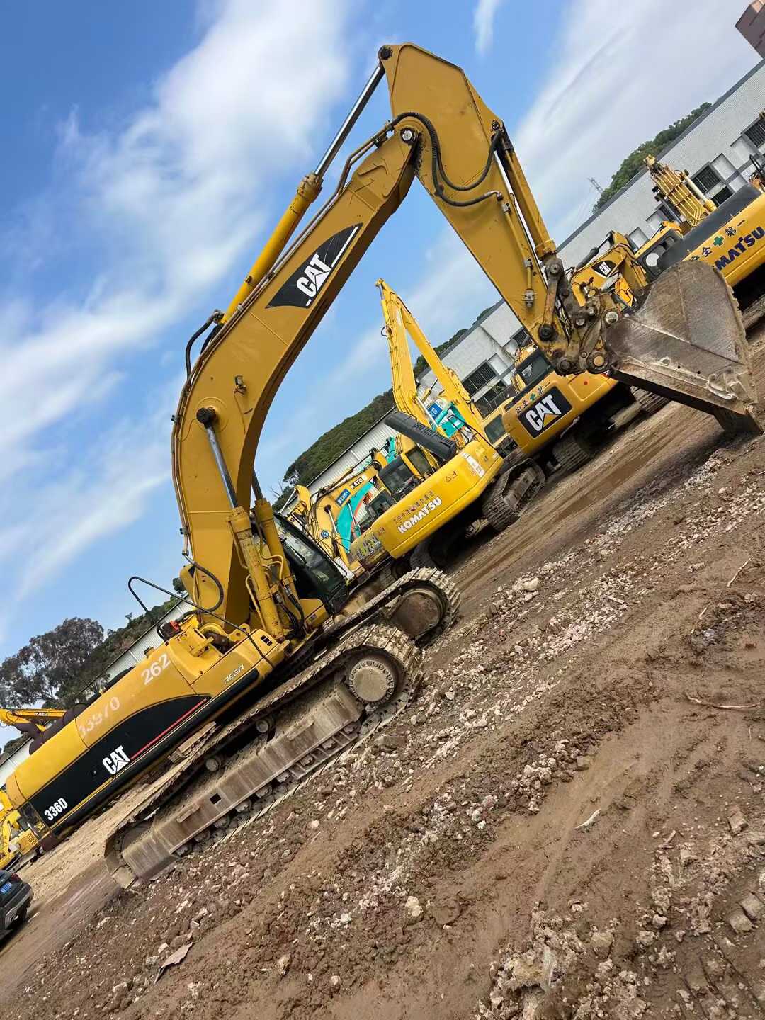 Used Caterpillar 330CL Excavator 2016 Model / 3
