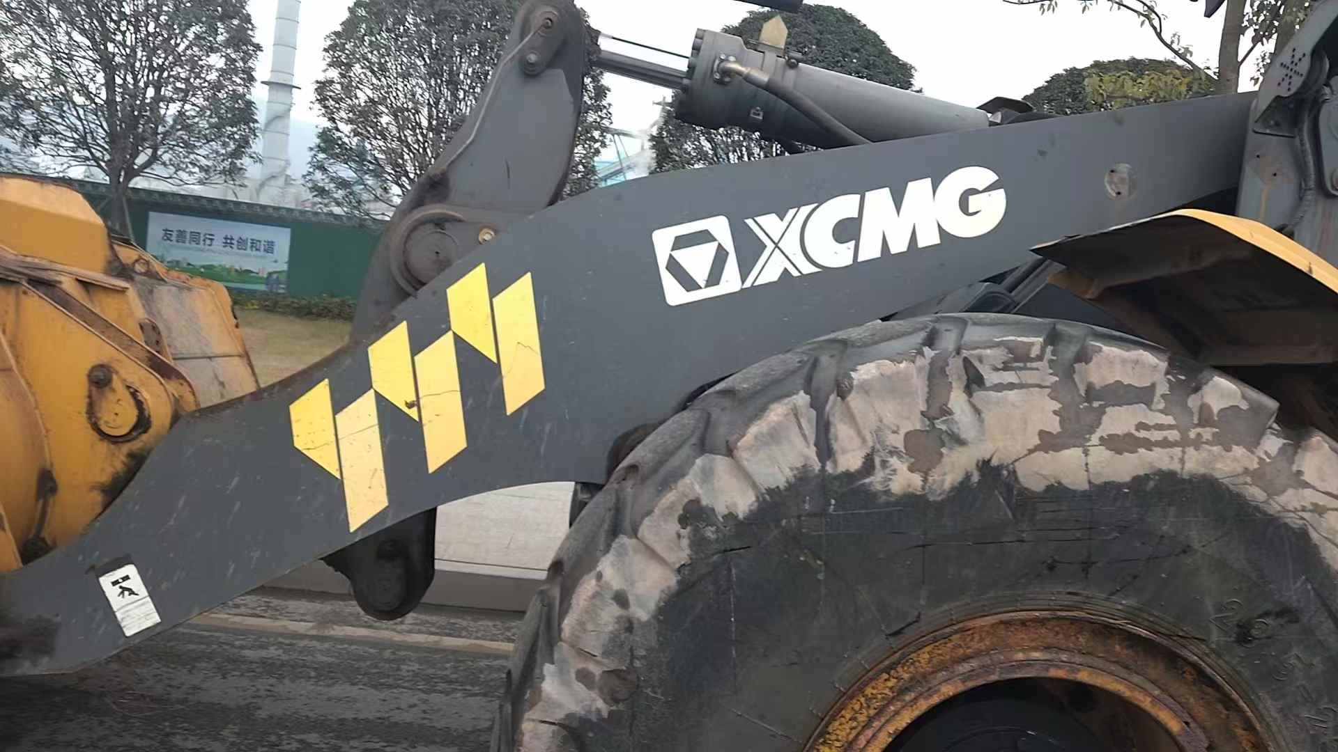 Buy XCMG LW550KV Used Loader / 2 Used XCMG LW550KV Loader 2022 Model / 2