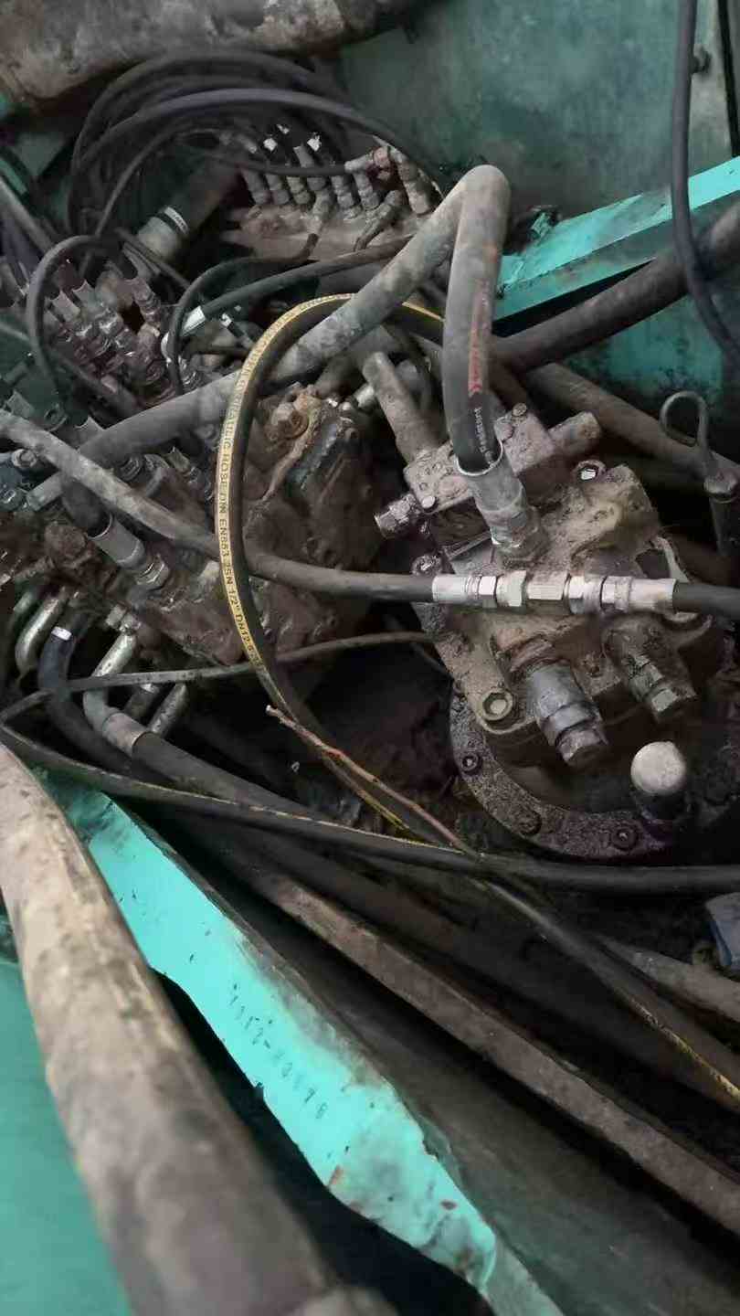 Used Kobelco SK2008 Excavator 2012 Model / 7