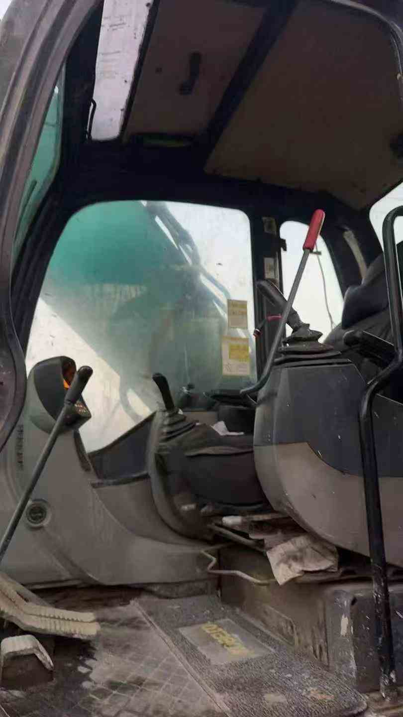 Used Kobelco SK2008 Excavator 2012 Model / 9