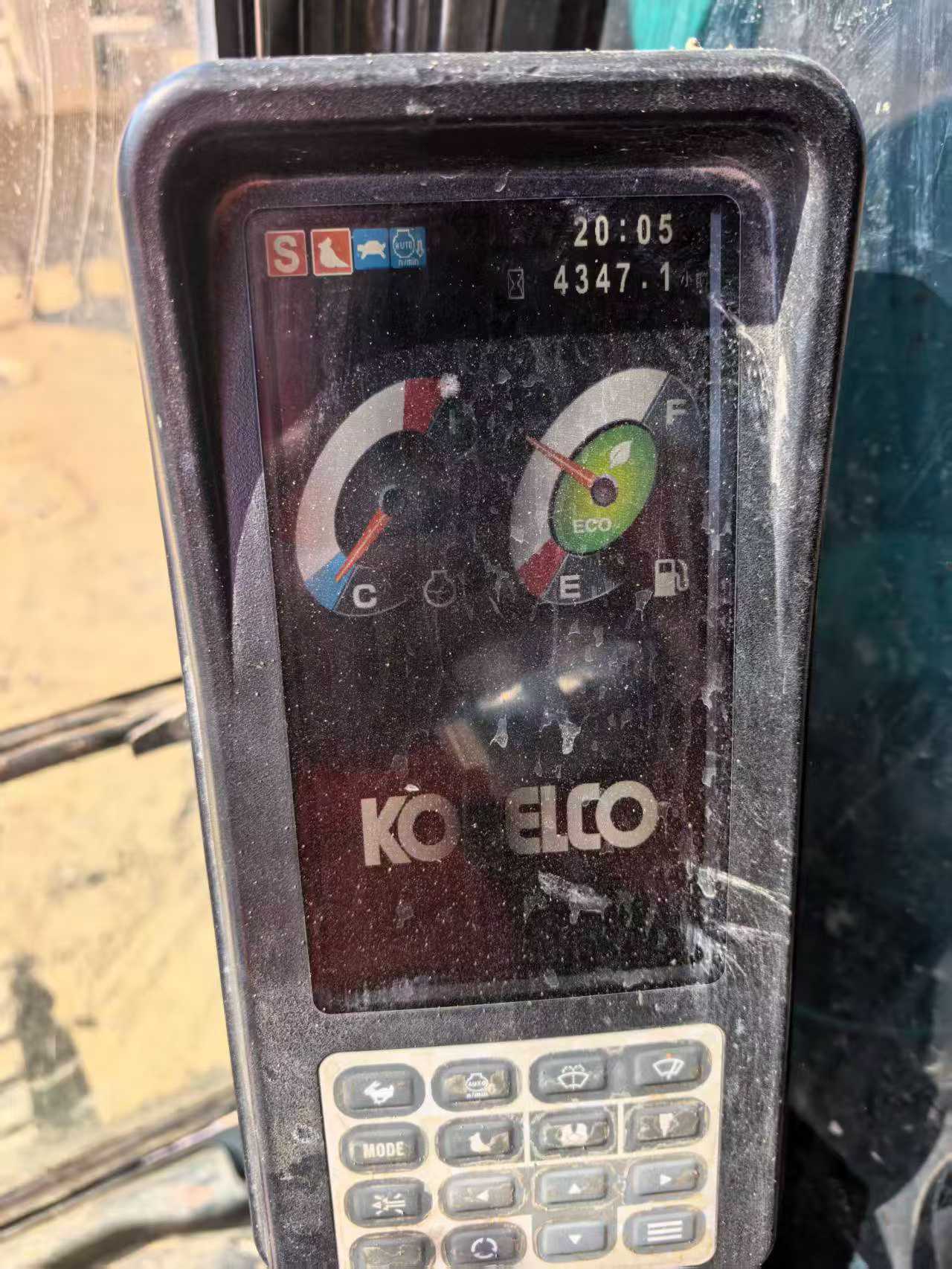 Used Kobelco SK200-10 Excavator 2021 Model / 3