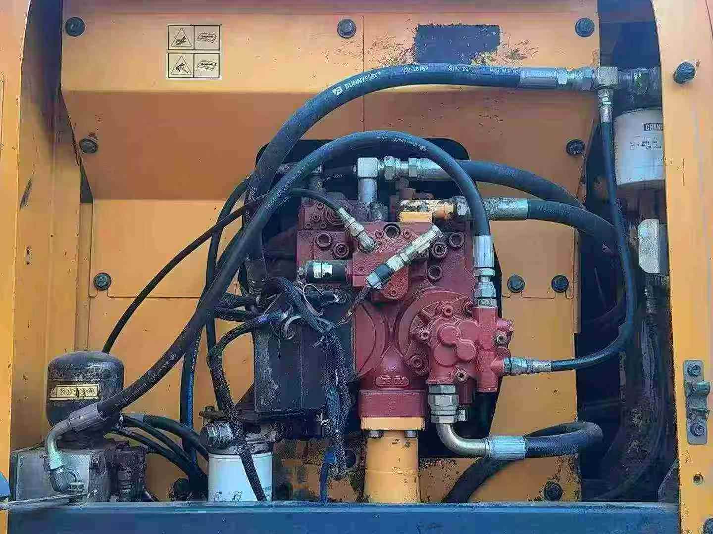 Used Hyundai R210W-9 Excavator 2016 Model / 8