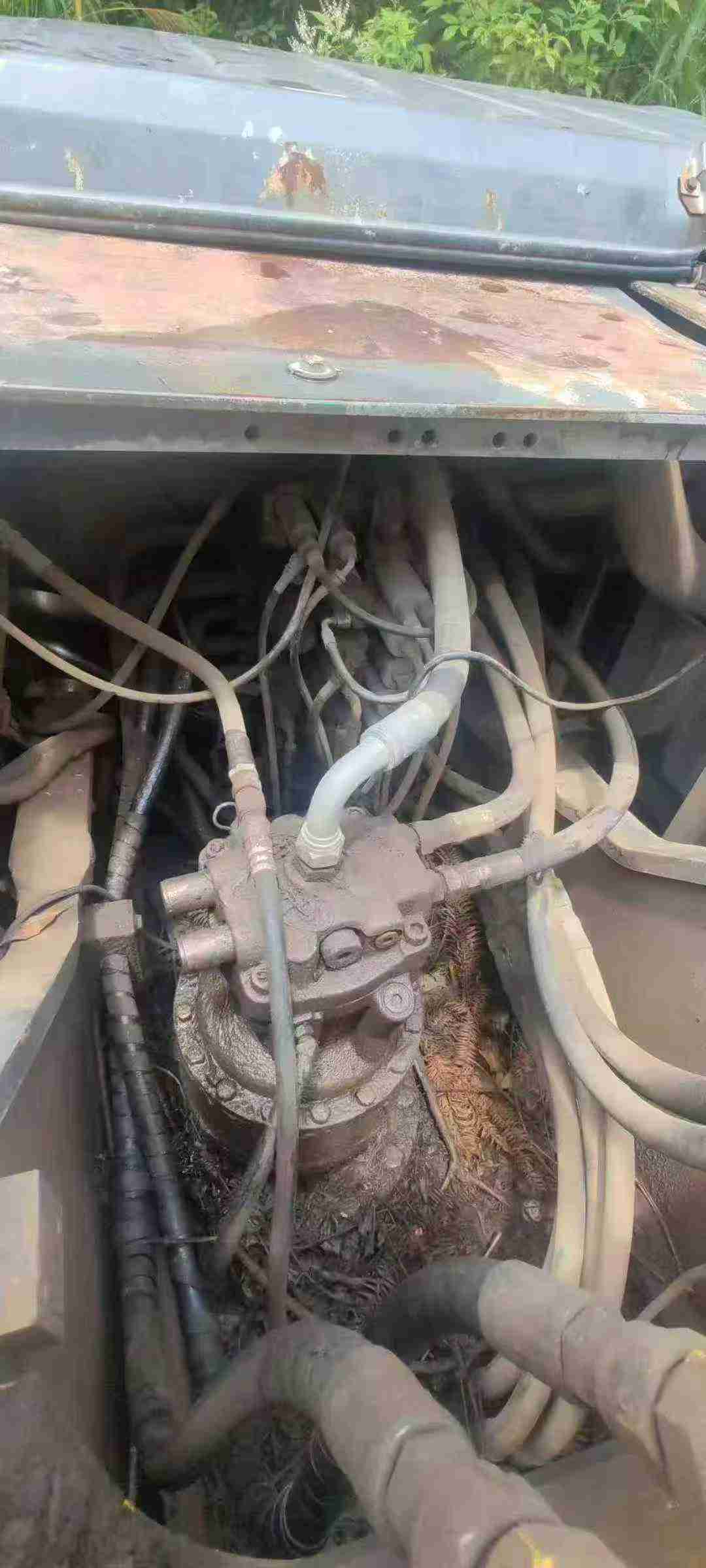 Used Sumitomo SH210LC-6 Excavator 2011 Model / 5