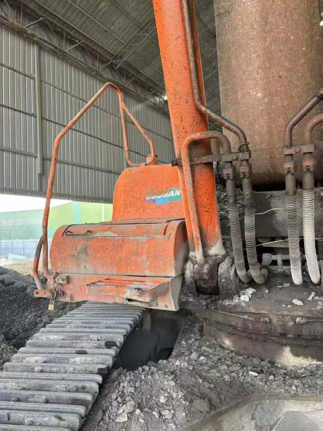 Used Doosan DH70 Excavator 2012 Model / 6