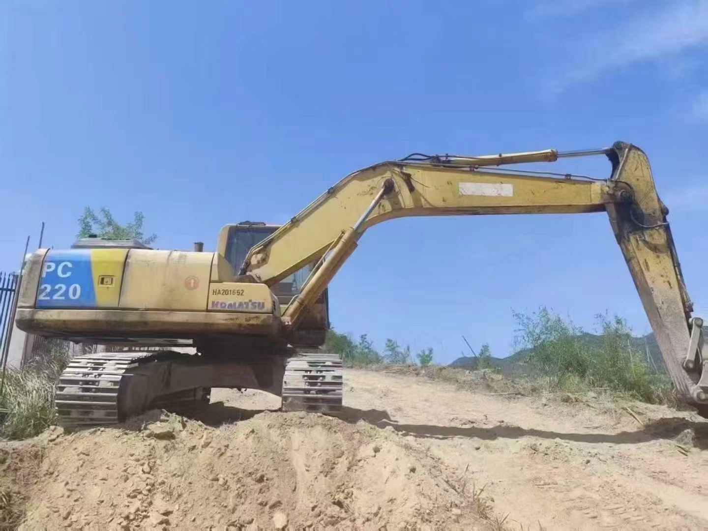 Buy Komatsu PC05-7 Used Excavator / 2 Used Komatsu PC05-7 Excavator 2016 Model / 2