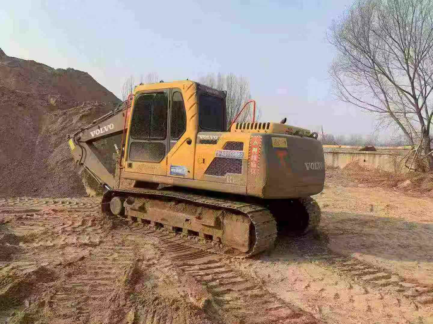 Used Volvo EC140DL Excavator 2016 Model / 2