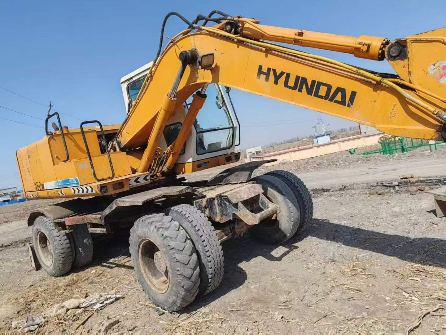Used Hyundai R150WVSNPRO Excavator 2016 Model / 7
