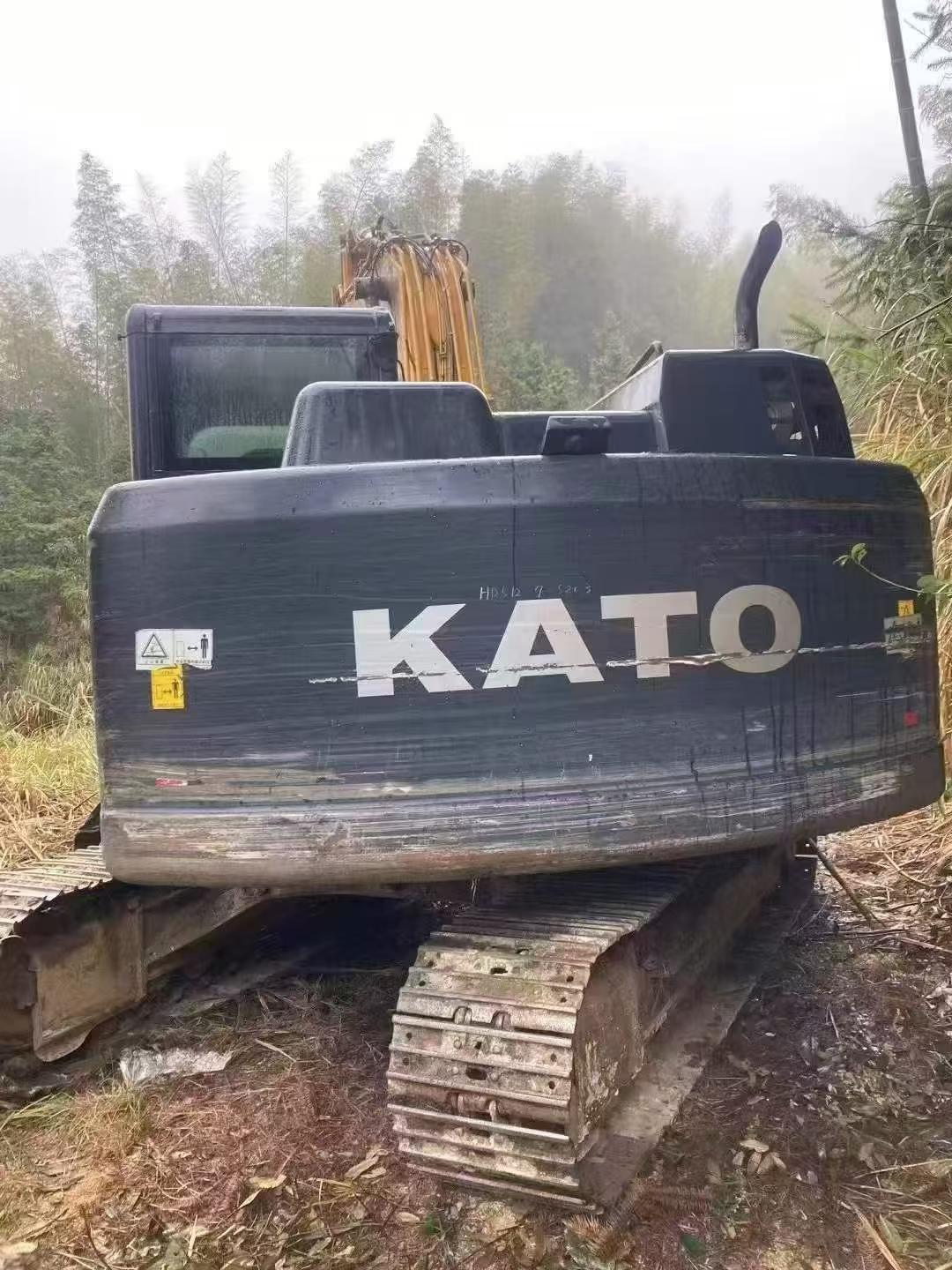 Used Kato HD512 Excavator 2024 Model / 3