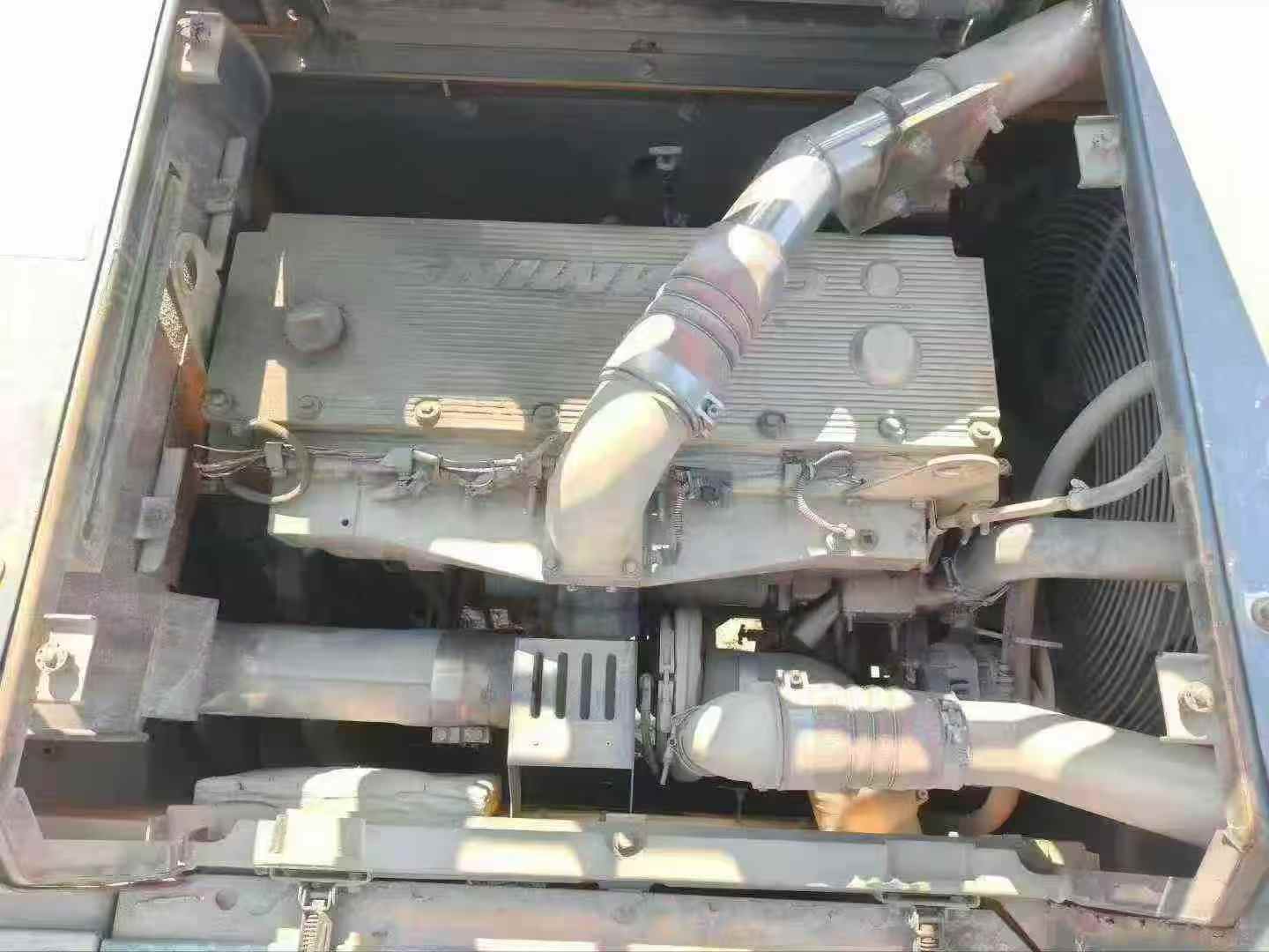 Used Hyundai R385LC-9T Excavator 2016 Model / 5