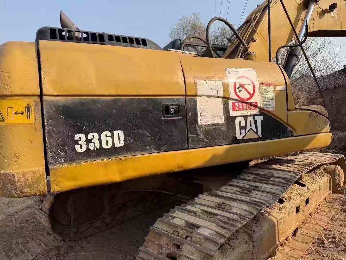 Used Caterpillar 329EL Excavator 2016 Model / 3