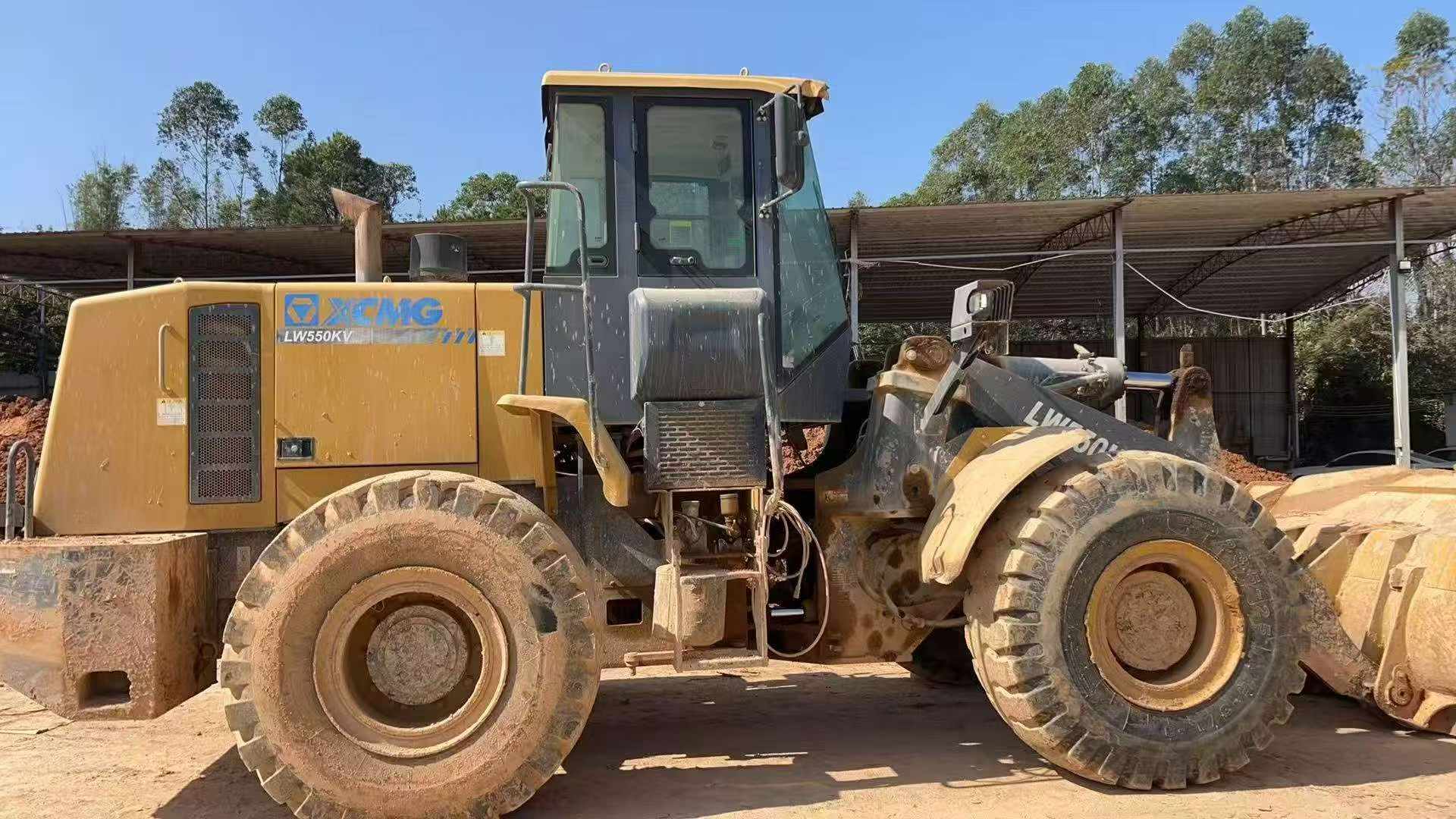 Used XCMG LW550KV Loader 2021 Model / 3