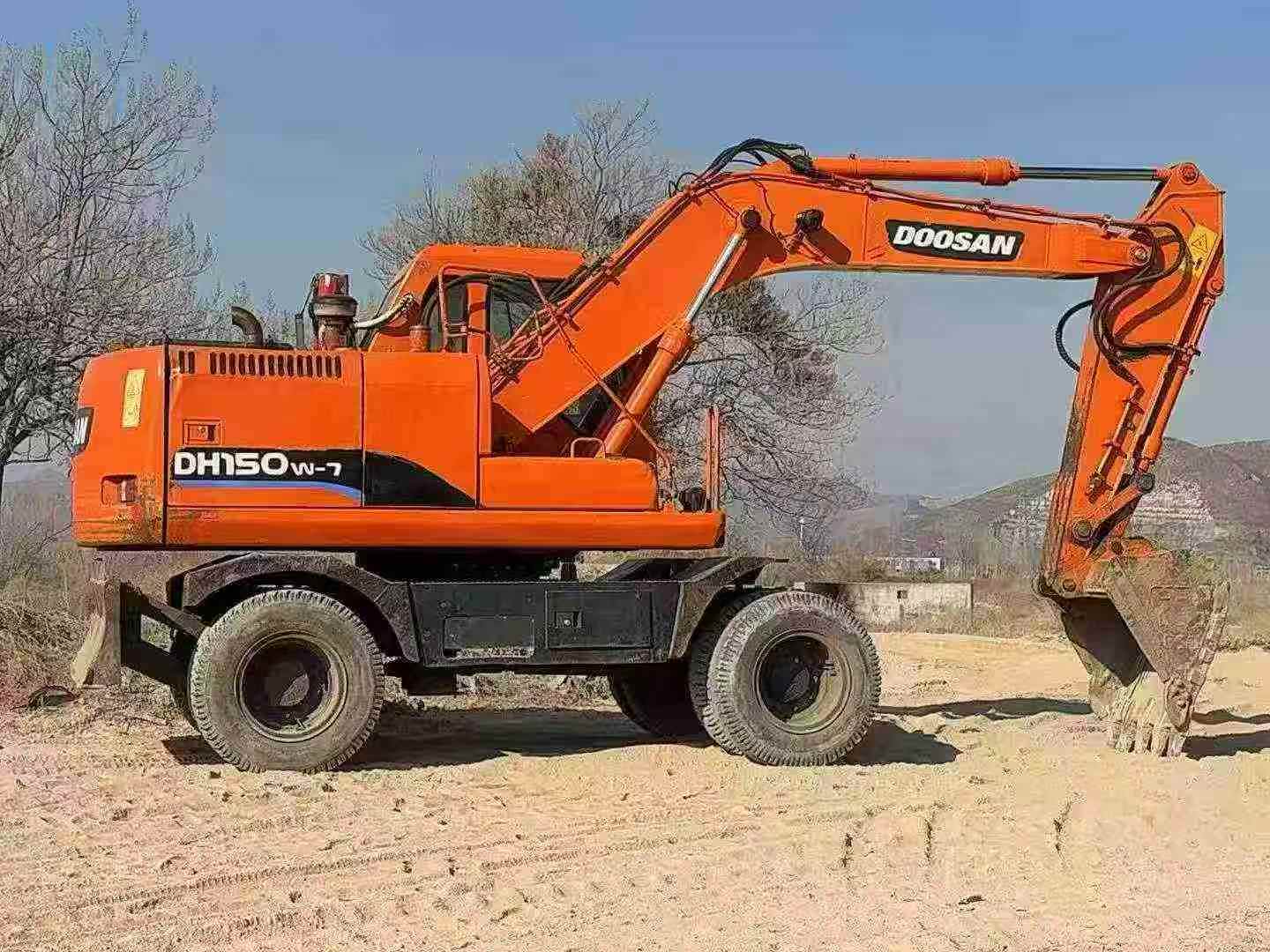 Used Doosan DX15 Excavator 2014 Model / 4
