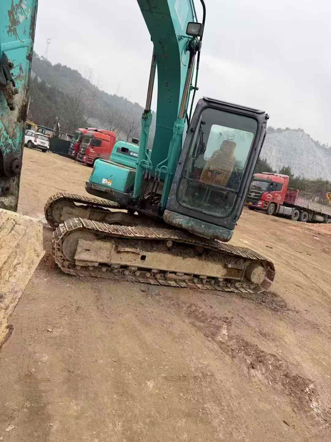 Used Kobelco SK140 Excavator 2015 Model / 2