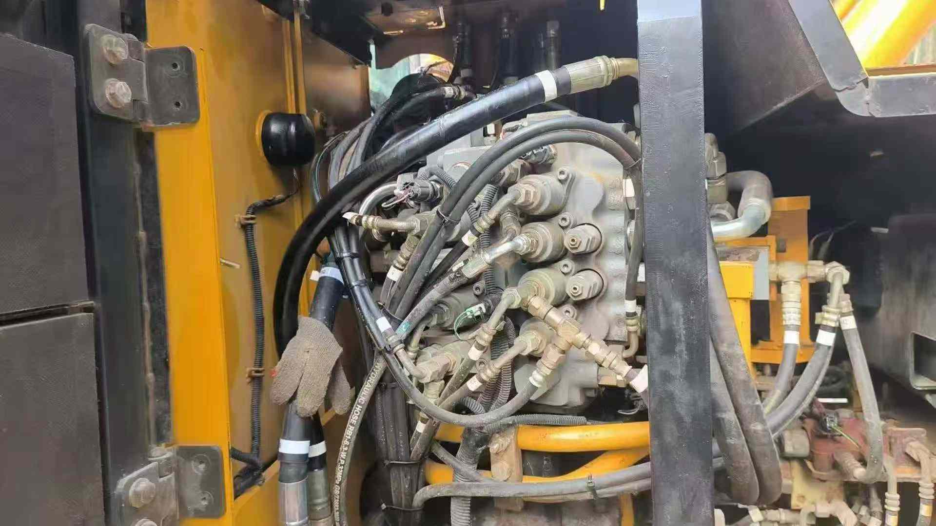 Used Kato HD513MR-6 Excavator 2016 Model / 5