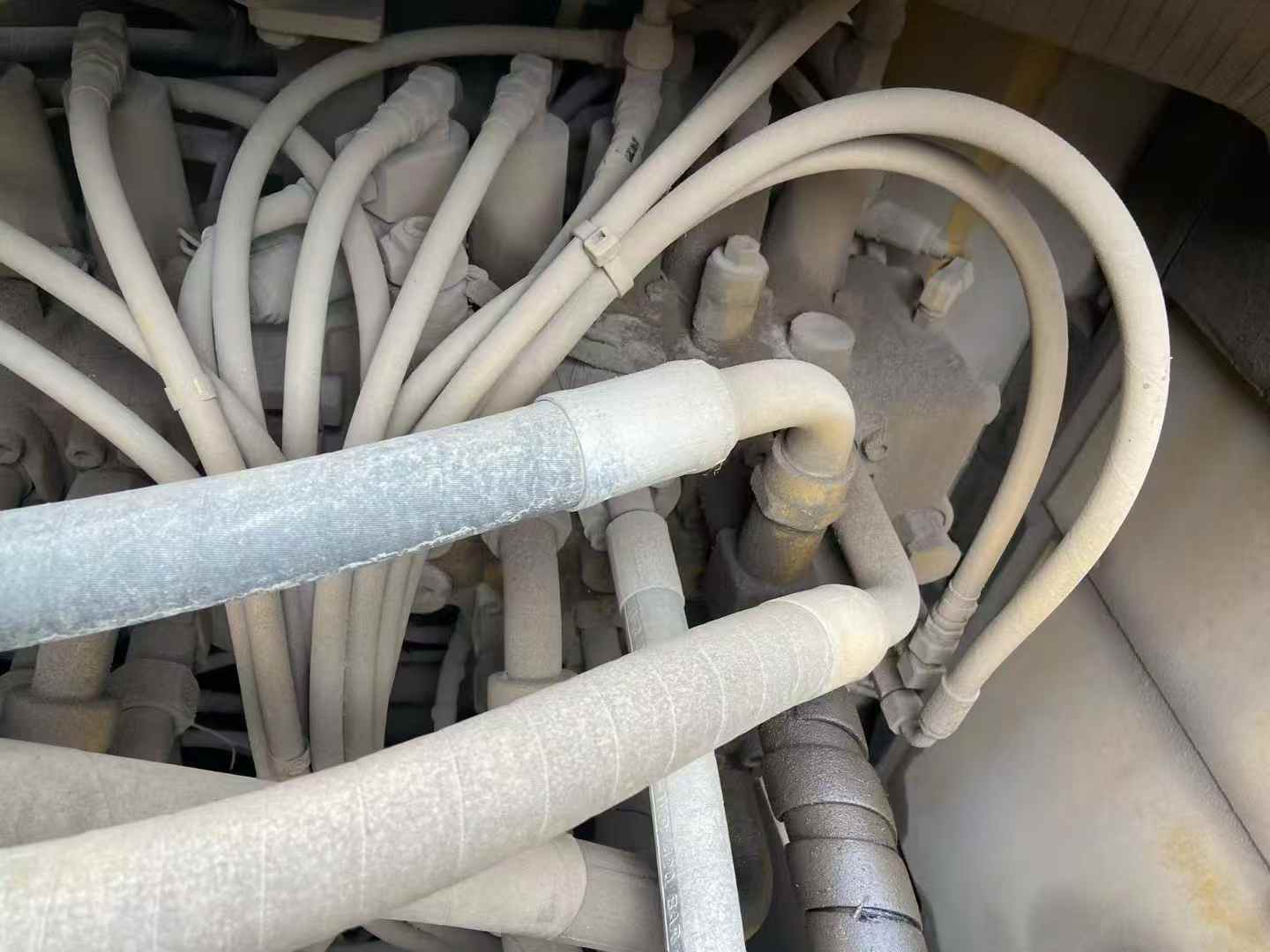 Used Caterpillar CT20 Excavator 2011 Model / 3