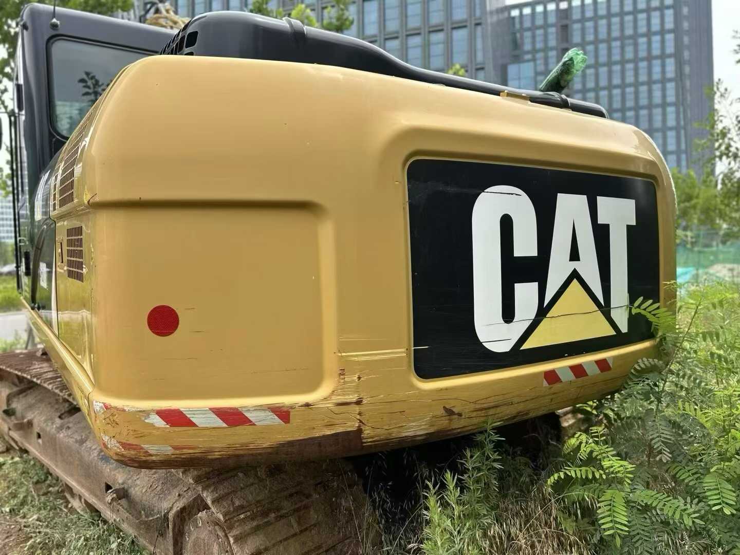 Used Caterpillar 320D Excavator 2017 Model / 2