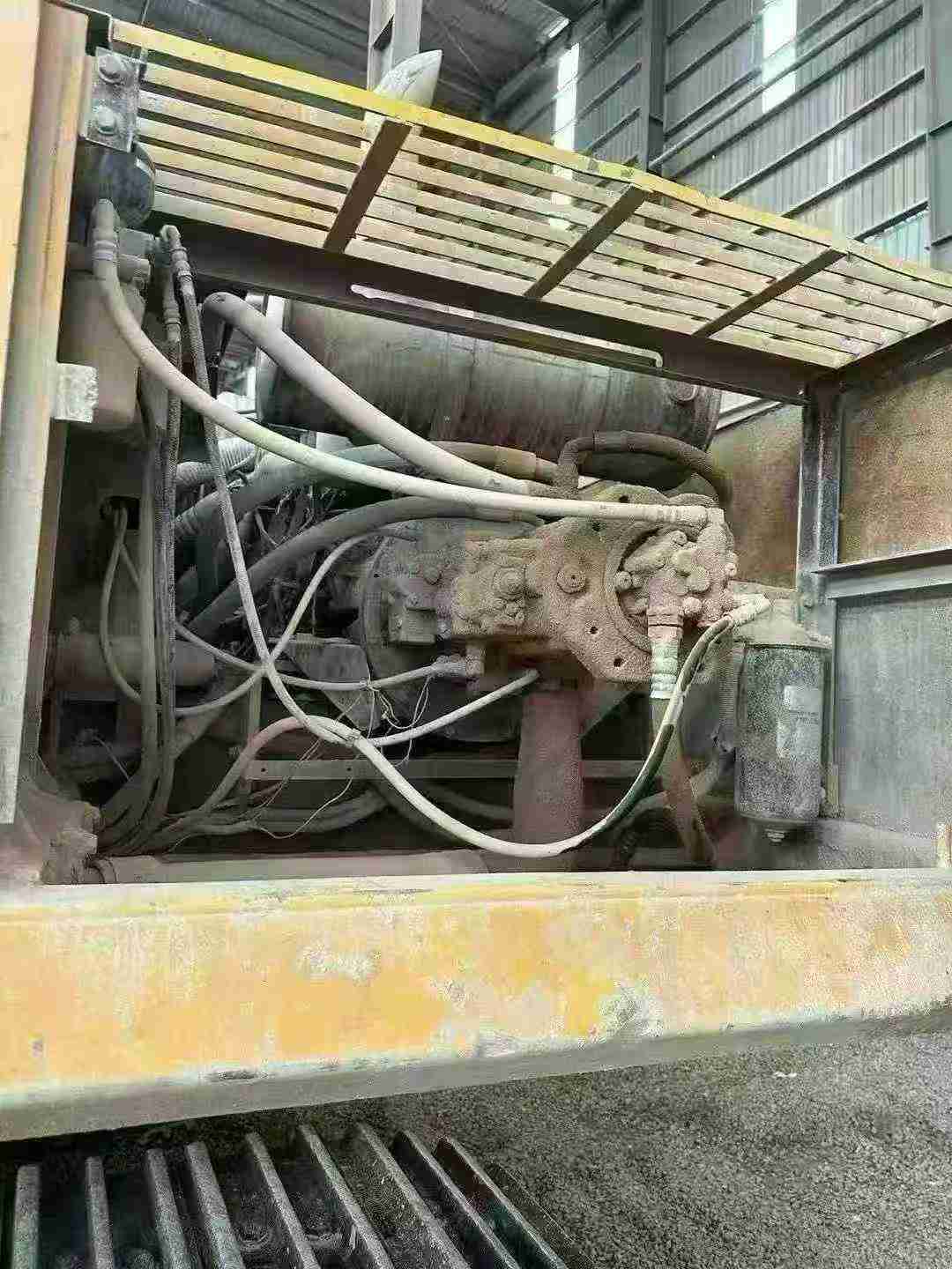 Used Kato HD1638R Excavator 2015 Model / 8