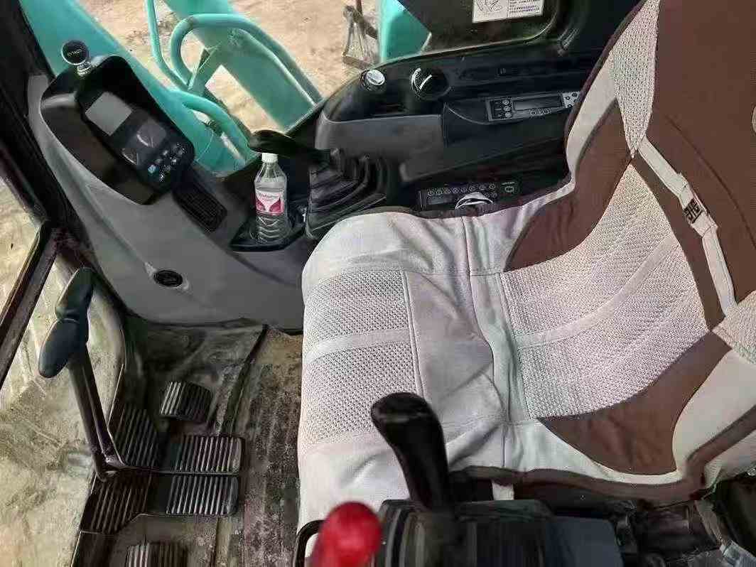 Used Kobelco SK2008 Excavator 2015 Model / 9