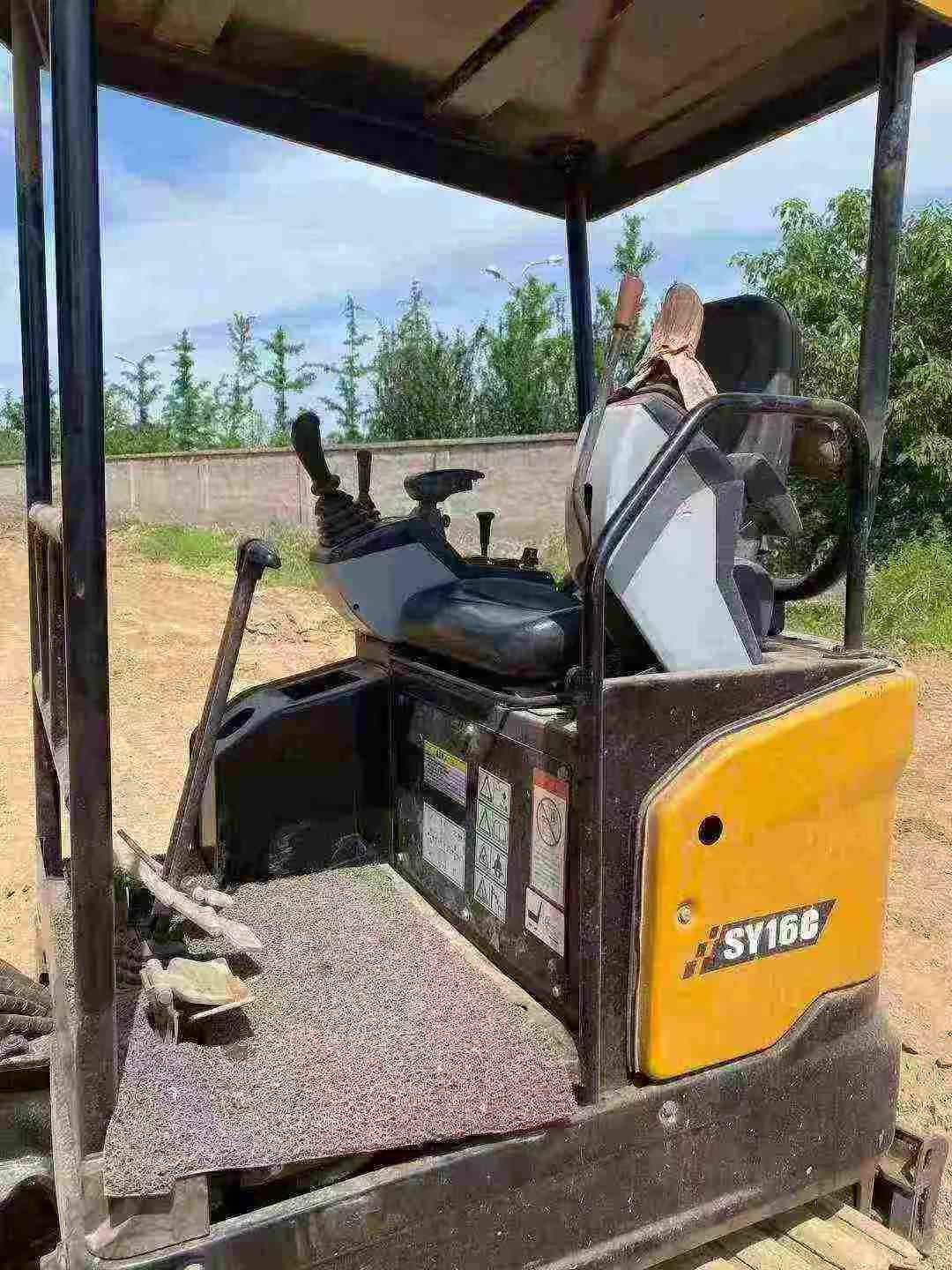 Used Sany SY16C Excavator 2016 Model / 2