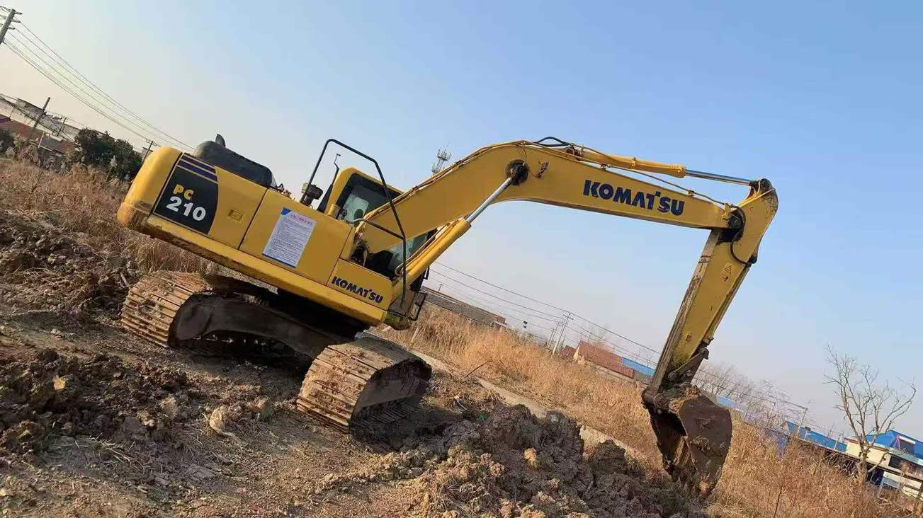 Used Komatsu PC210-8 Excavator 2018 Model / 9