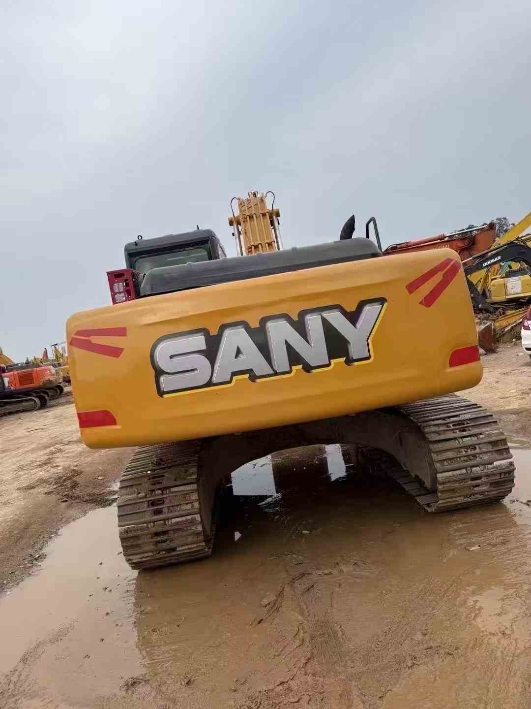 Used Sany SY215C8M Excavator 2016 Model / 2
