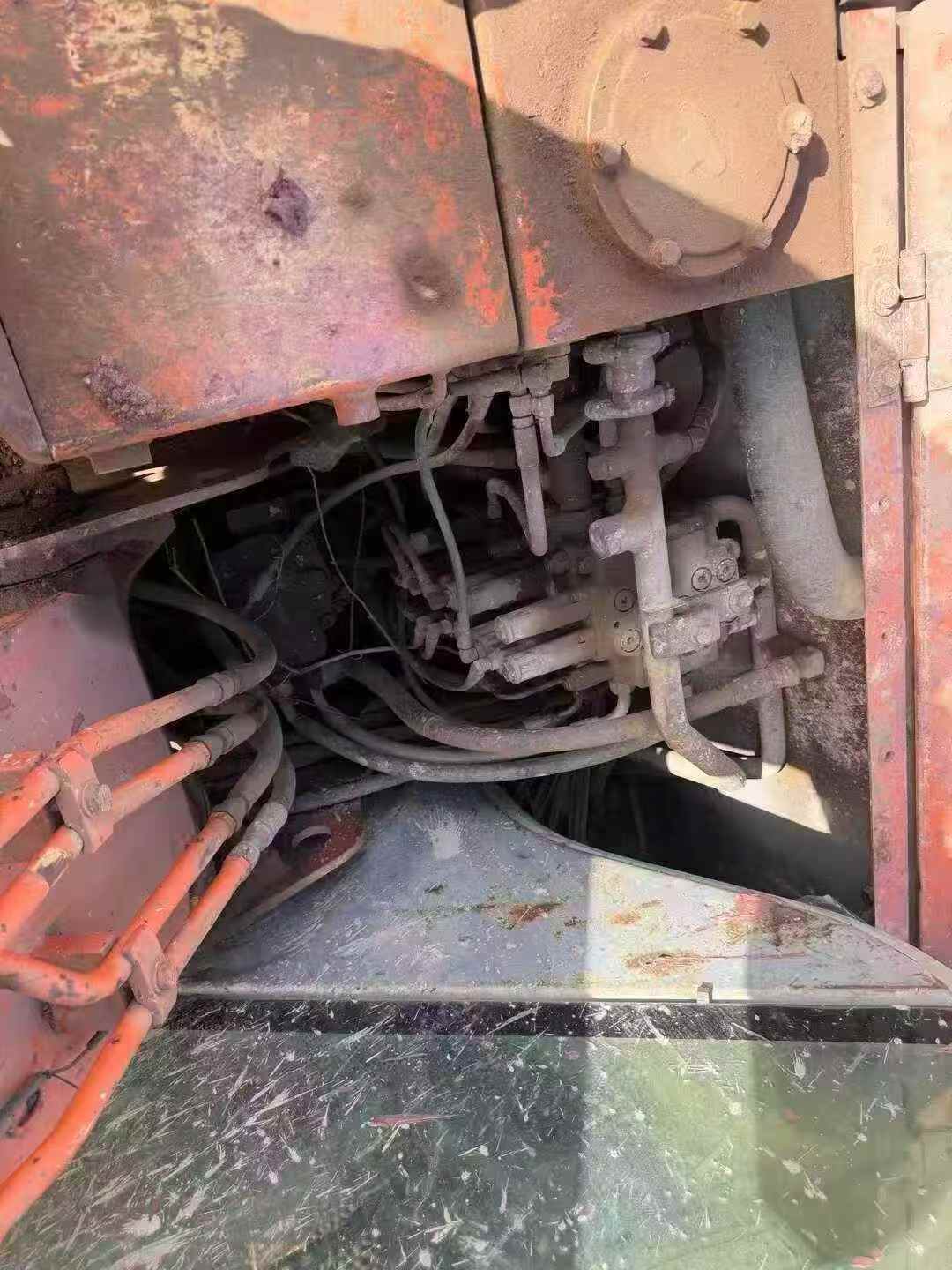 Used Hitachi LX70-7 Excavator 2013 Model / 6