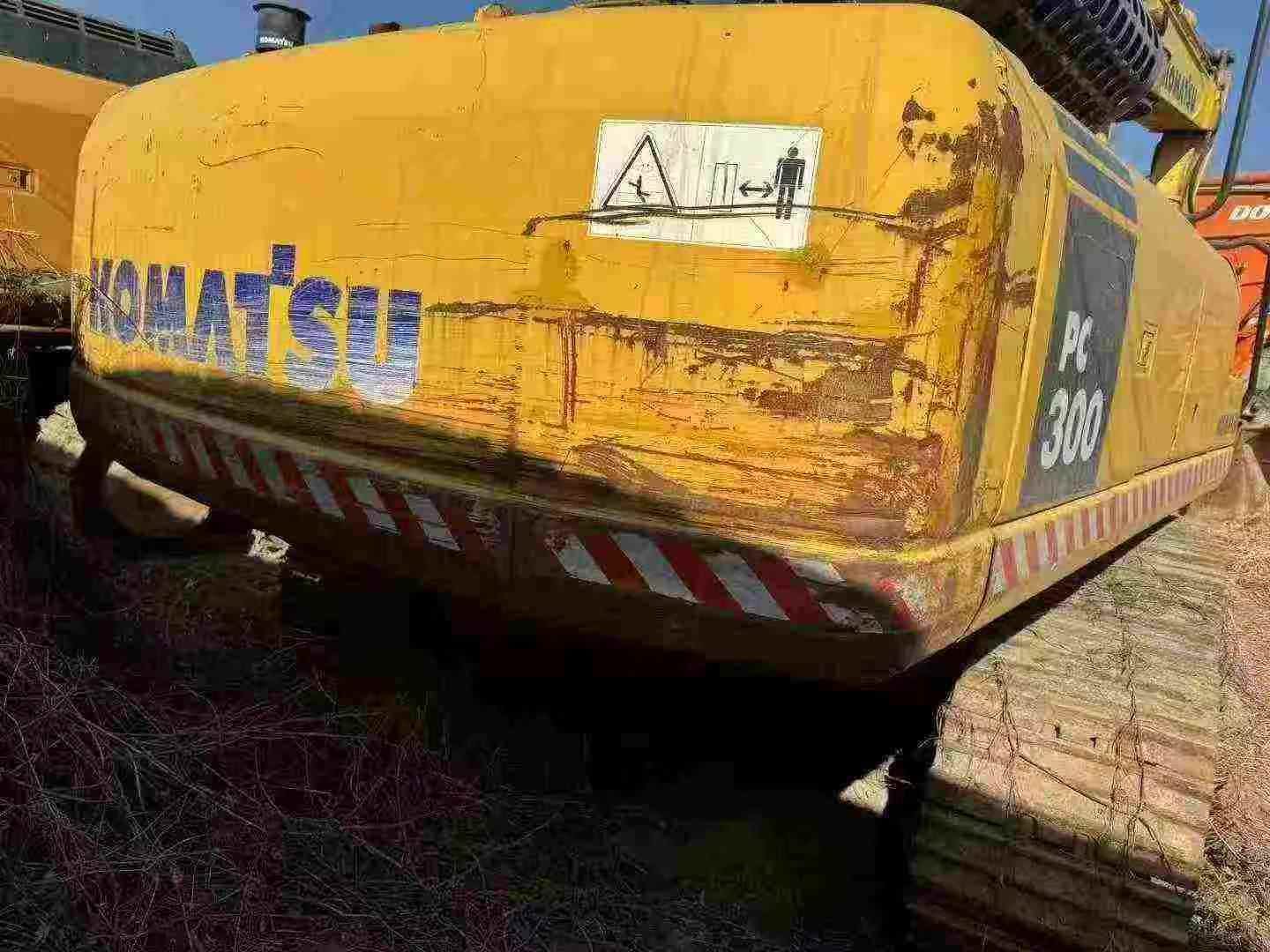 Used Komatsu PC300-7 Excavator 2014 Model / 2