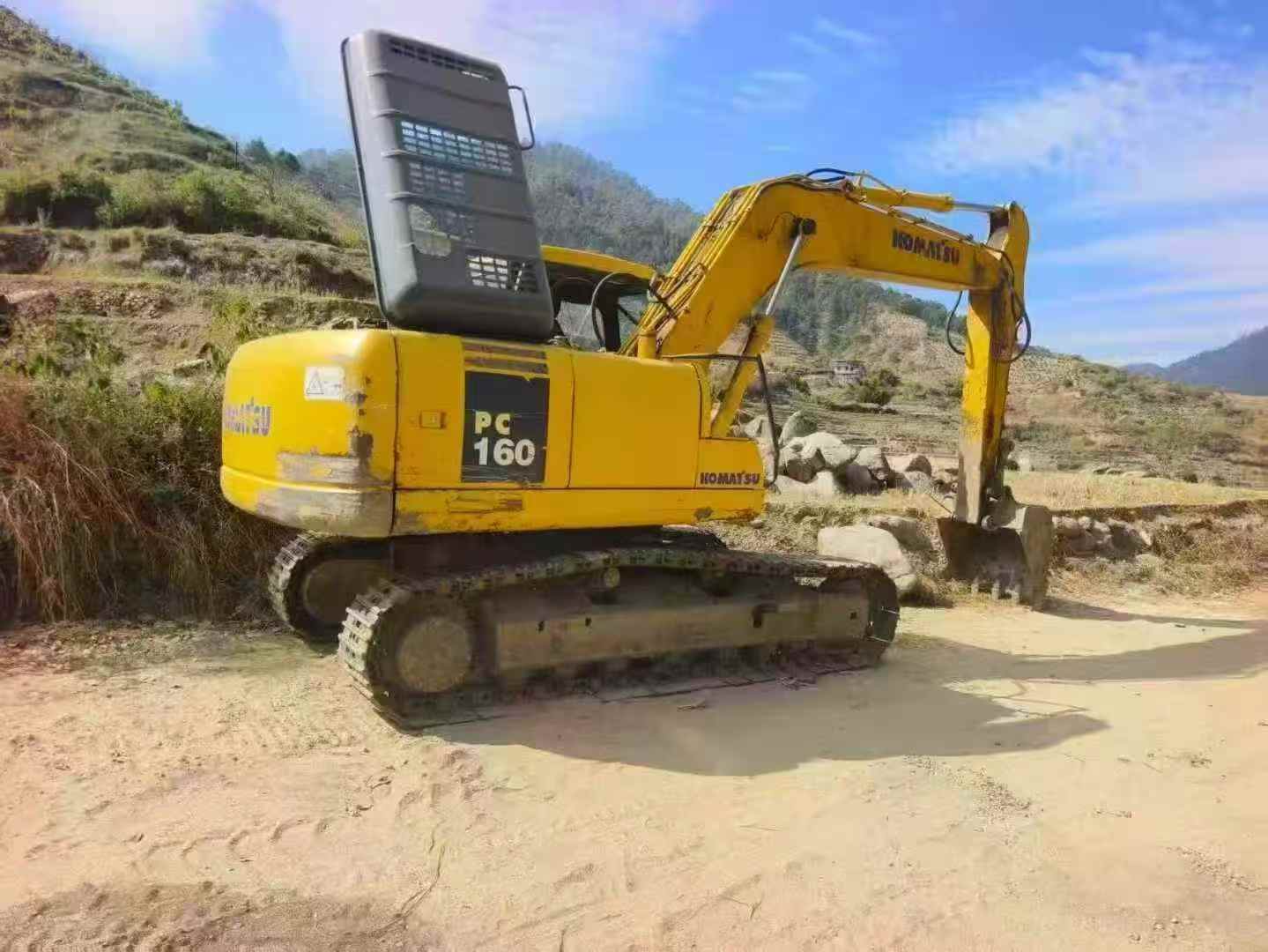 Used Komatsu PW160-7 Excavator 2016 Model / 3