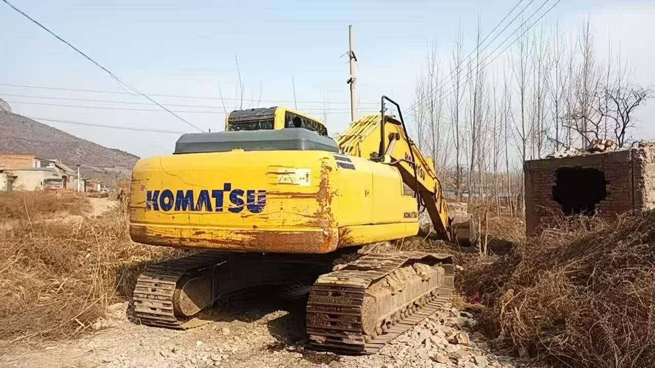 Used Komatsu PC210LC-8 Excavator 2018 Model / 6