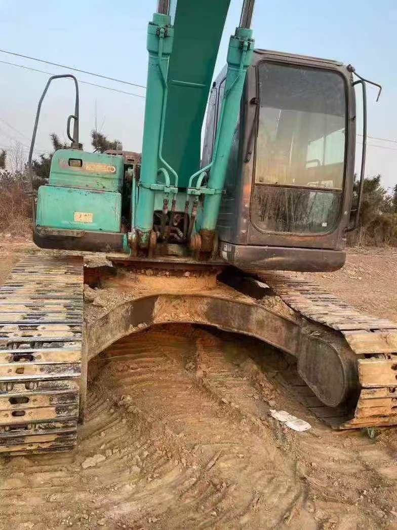 Used Kobelco SK210 Excavator 2011 Model / 5