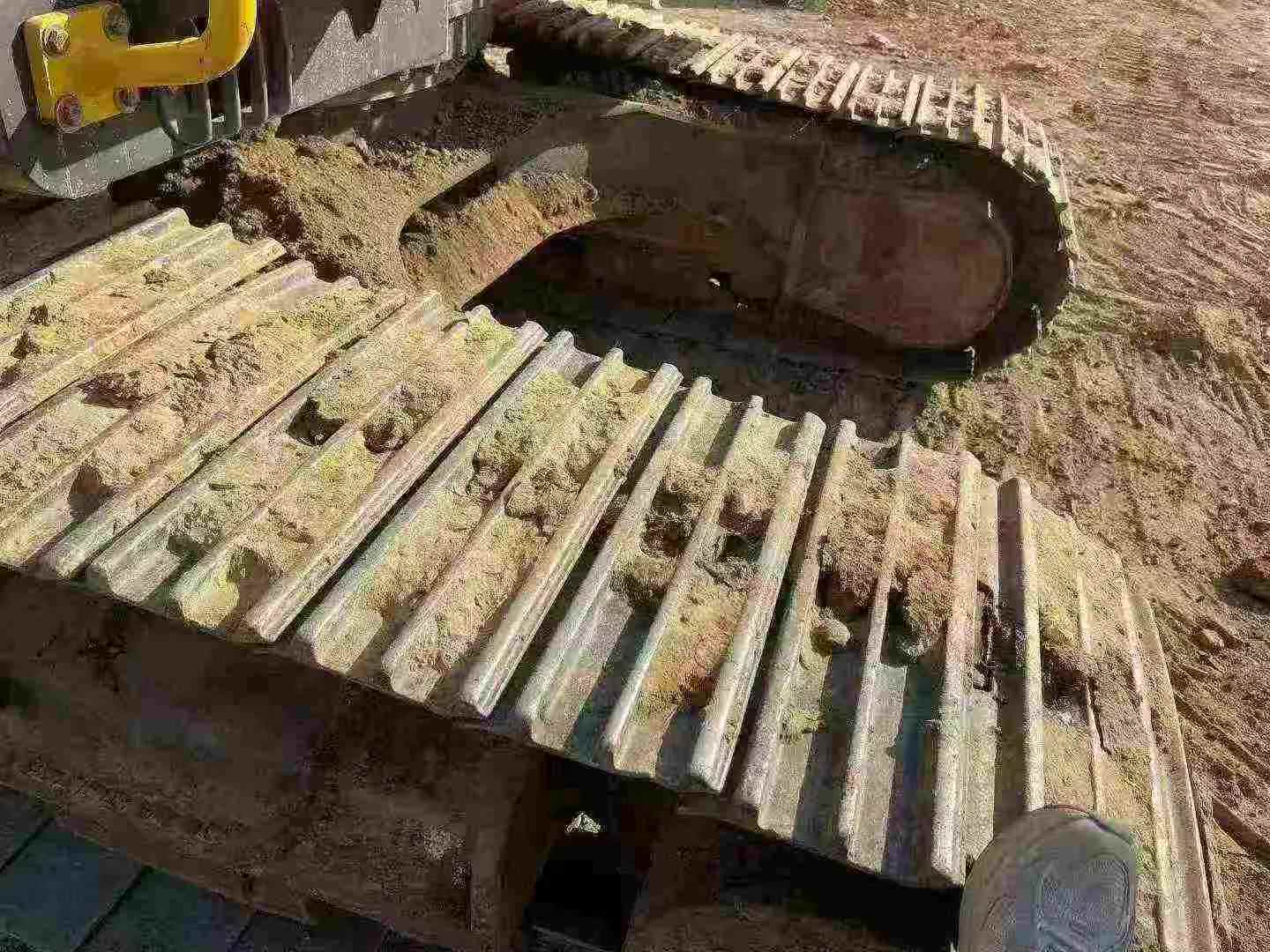 Buy Volvo EW210C Used Excavator / 5 Used Volvo EW210C Excavator 2016 Model / 5