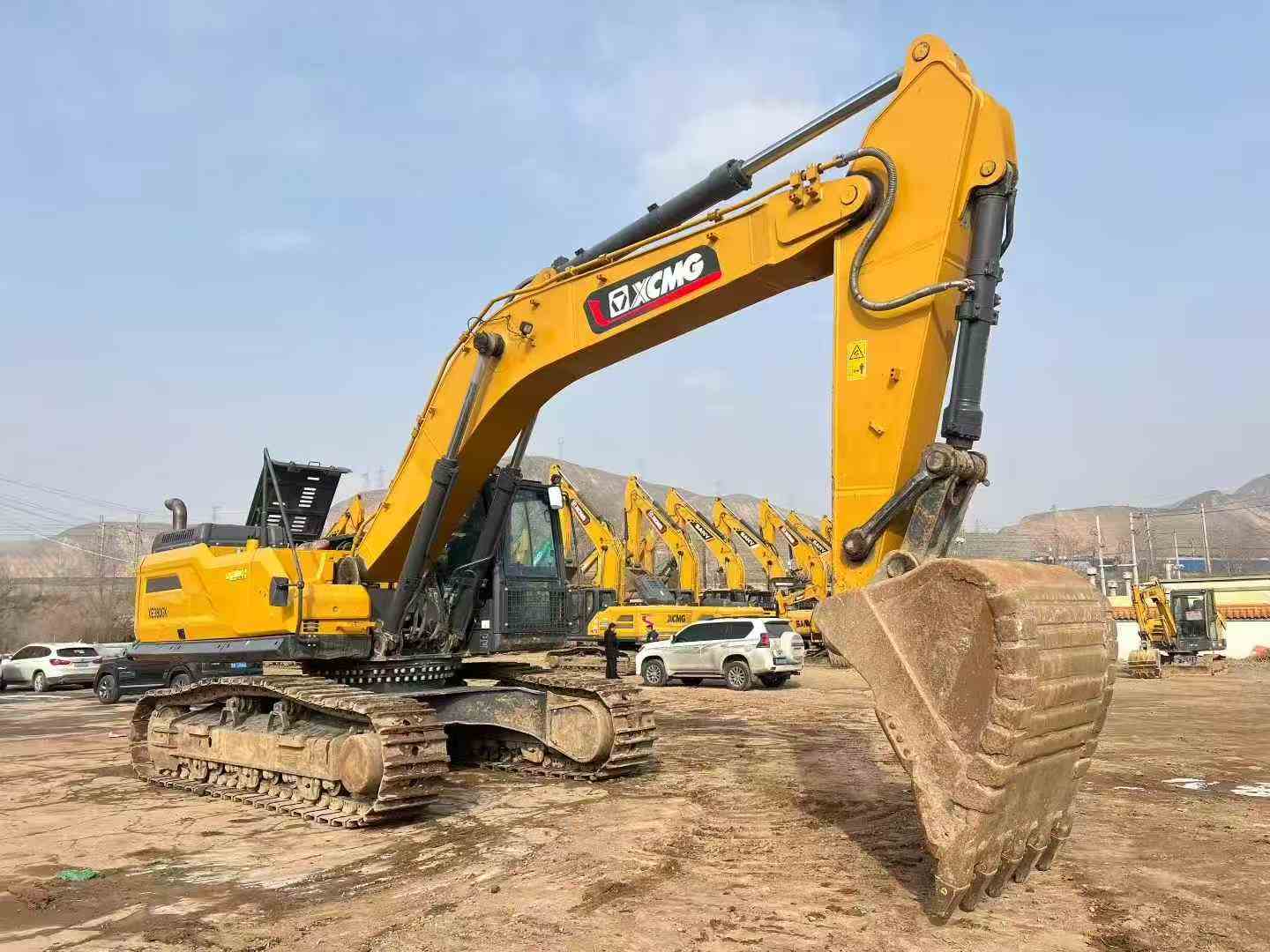 Buy XCMG XE80 Used Excavator