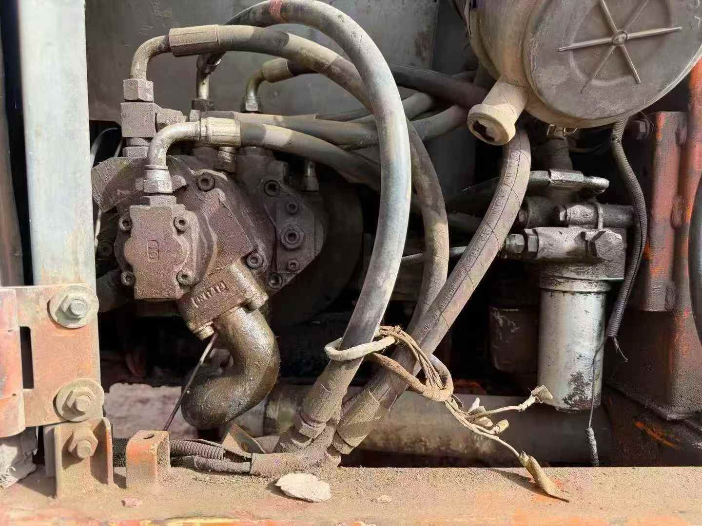 Buy Hitachi LX70-7 Used Excavator