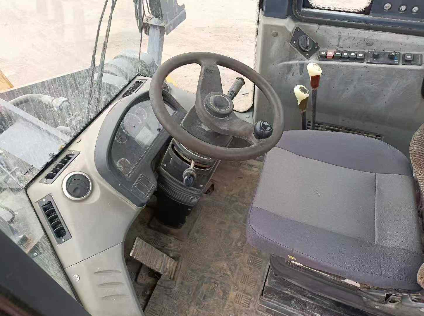 Used XCMG LW500KV Loader 2019 Model / 8