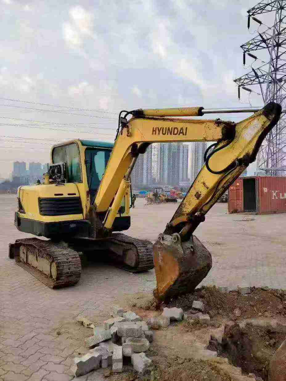 Used Hyundai R60-9 Excavator 2016 Model / 3
