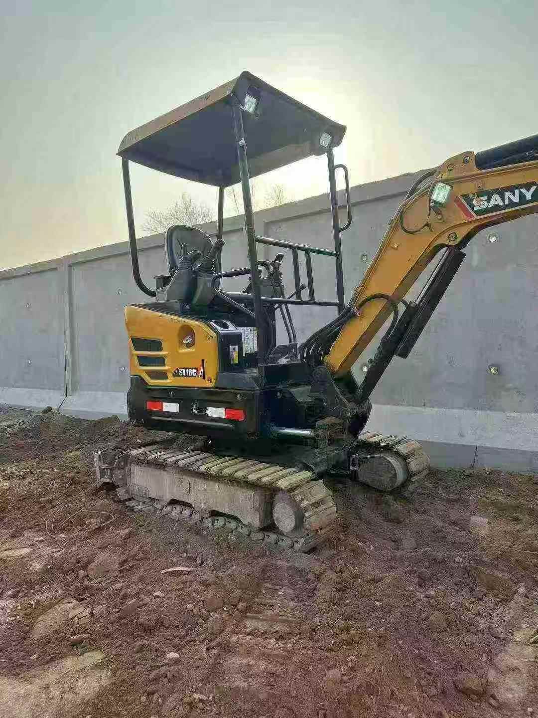 Used Sany SY16E Excavator 2016 Model / 9