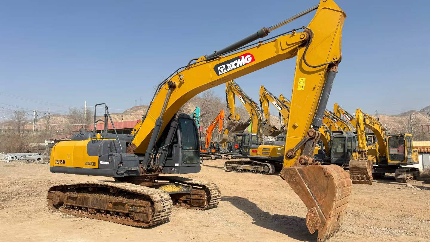 Used XCMG XE225GK Excavator 2021 Model / 2