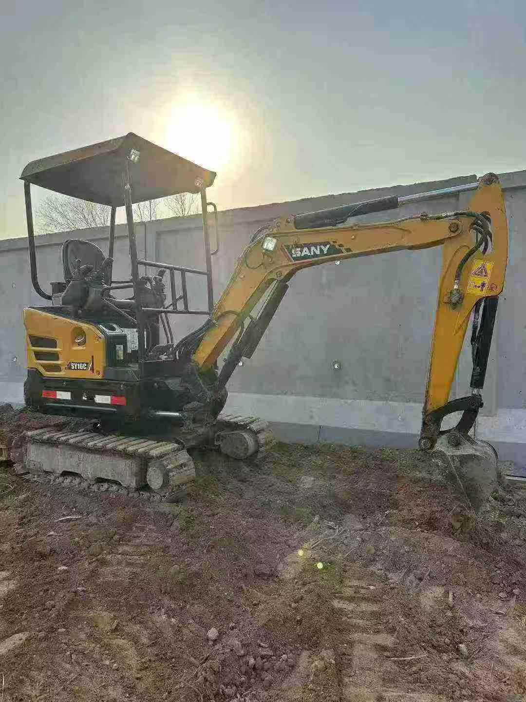 Used Sany SY16E Excavator 2016 Model / 7