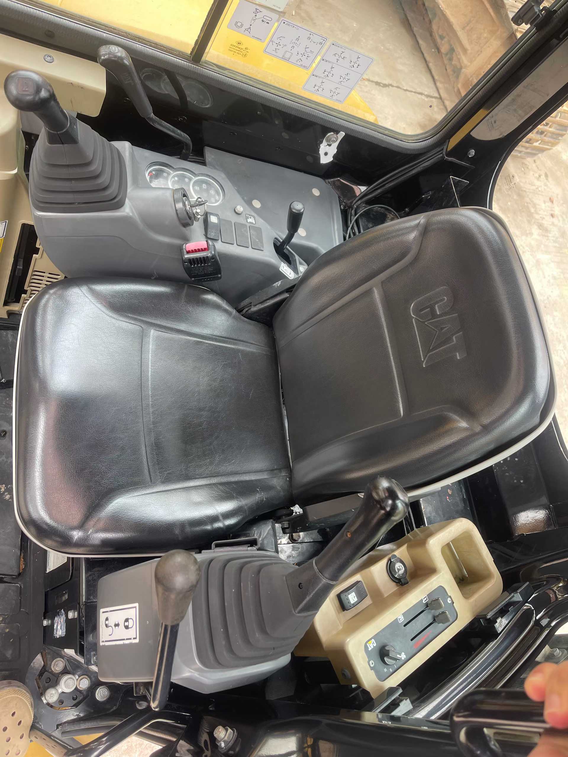 Used Caterpillar 303E Excavator 2016 Model / 9