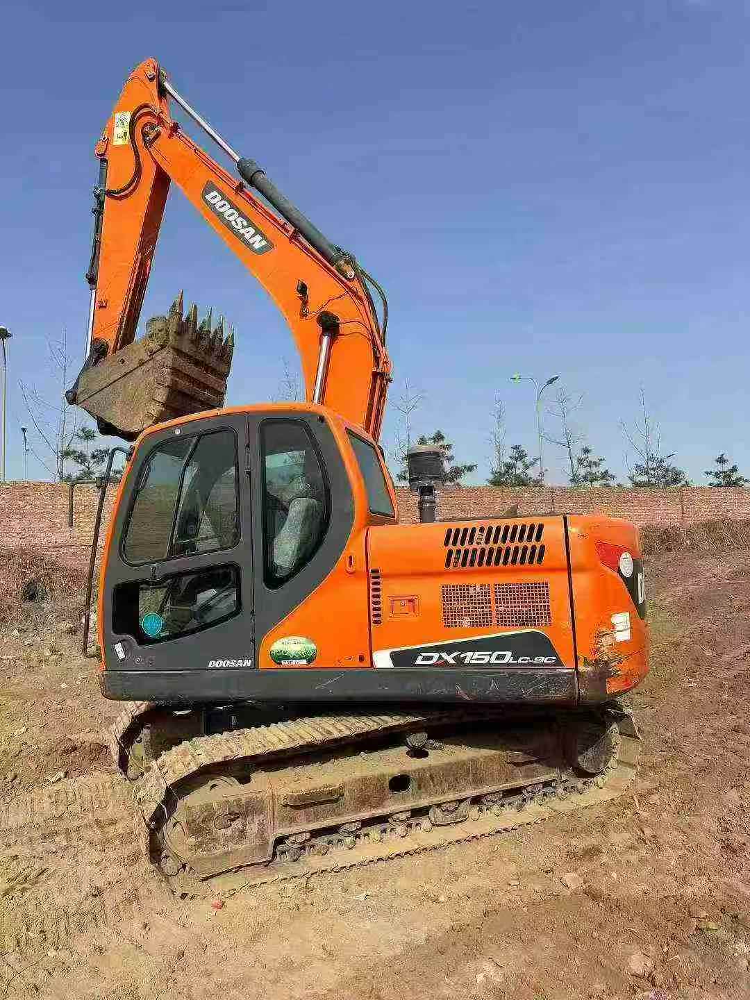 Used Doosan DX120-9C Excavator 2016 Model / 3