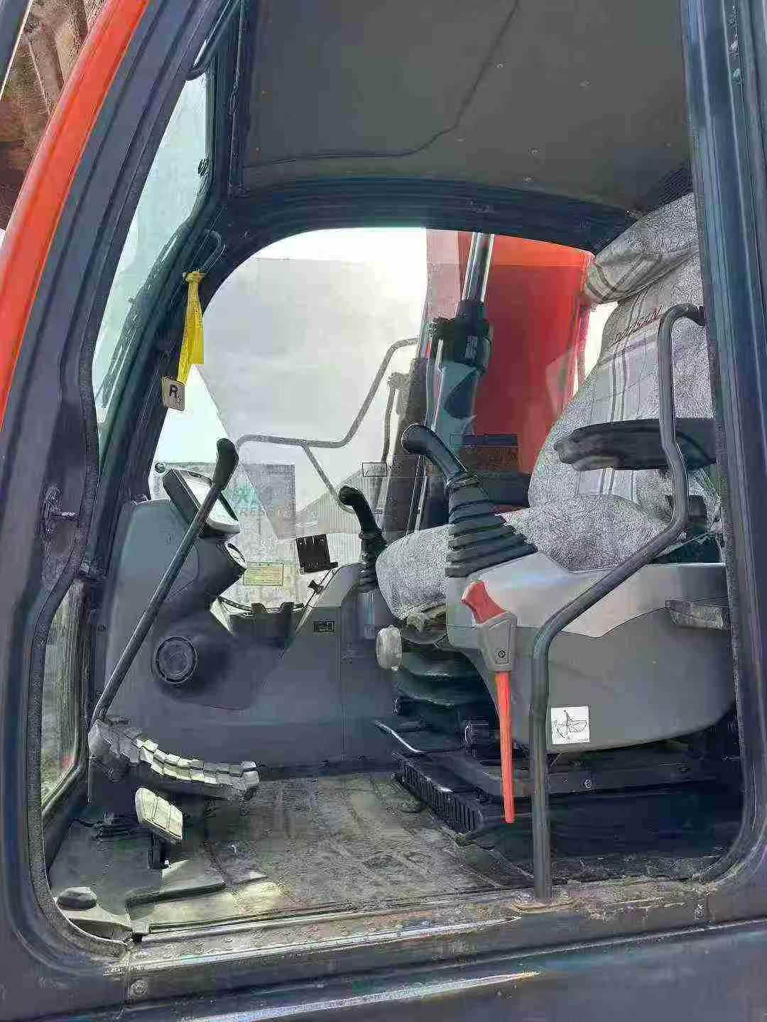 Used Doosan DX120-9C Excavator 2016 Model / 8