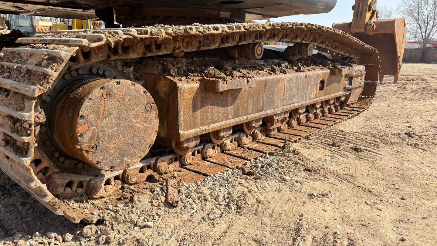 Used XCMG XE225GK Excavator 2021 Model / 6