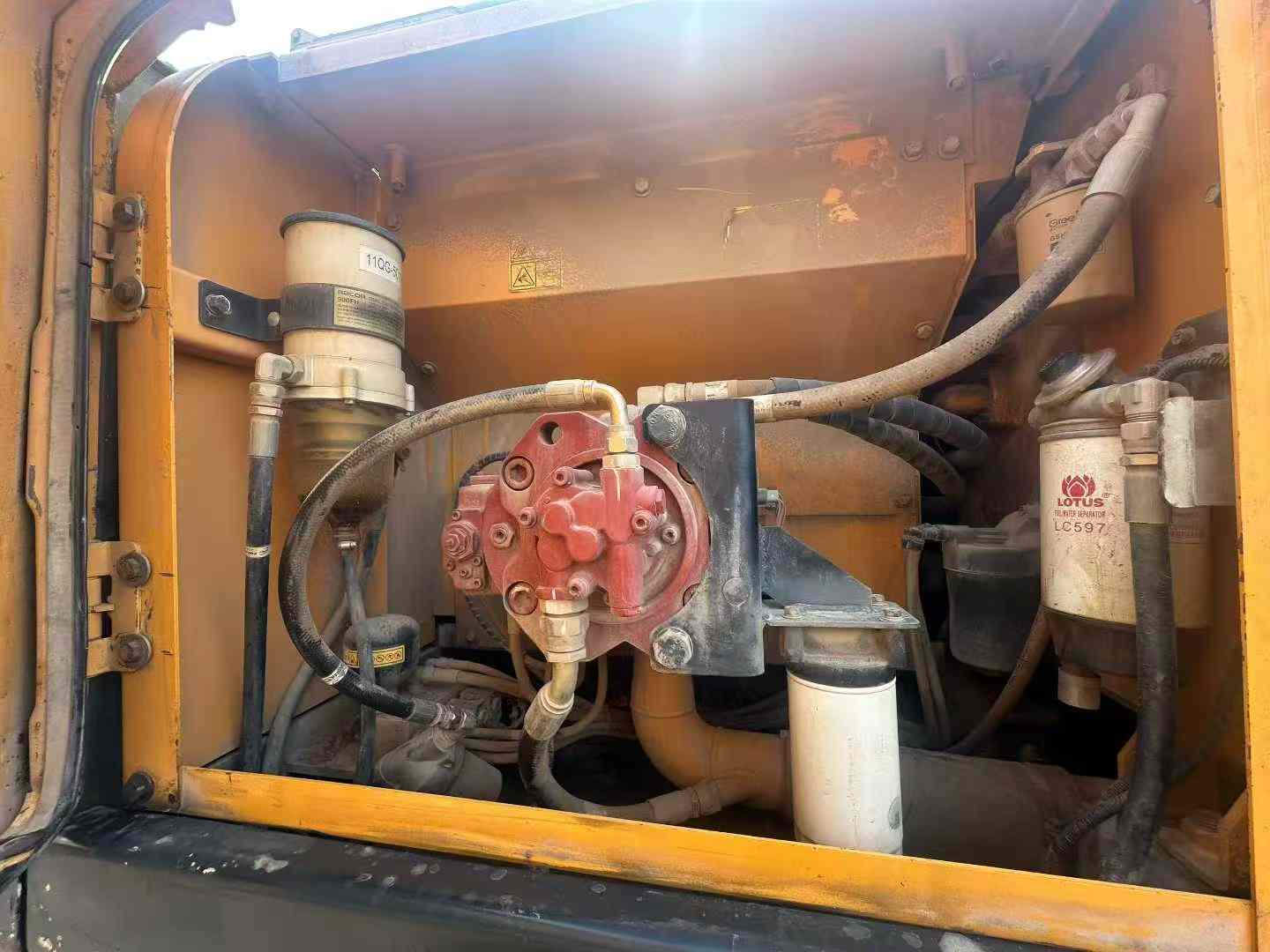 Used Hyundai R215VSN Excavator 2019 Model / 8