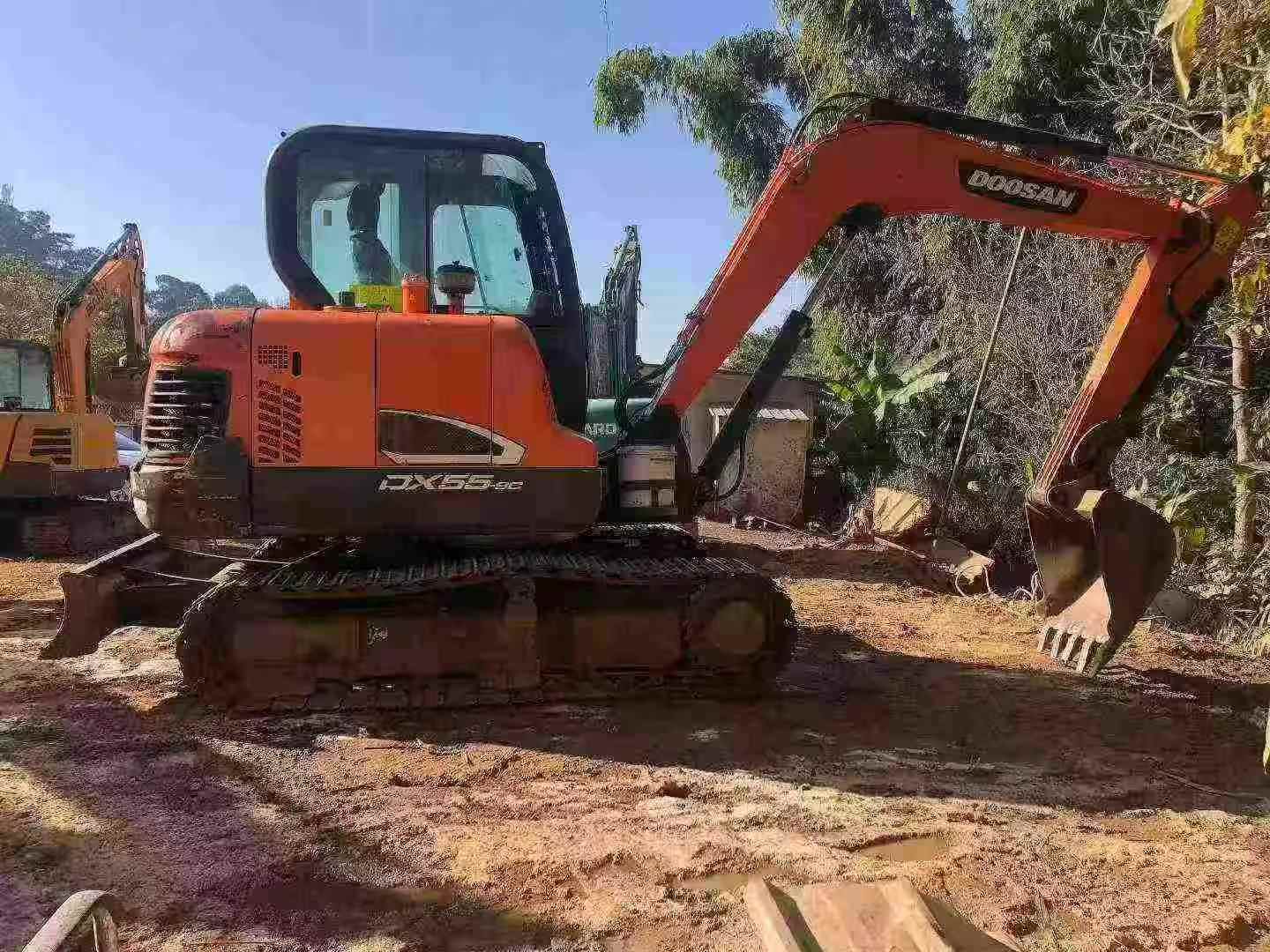 Used Doosan DX55W Excavator 2019 Model / 3