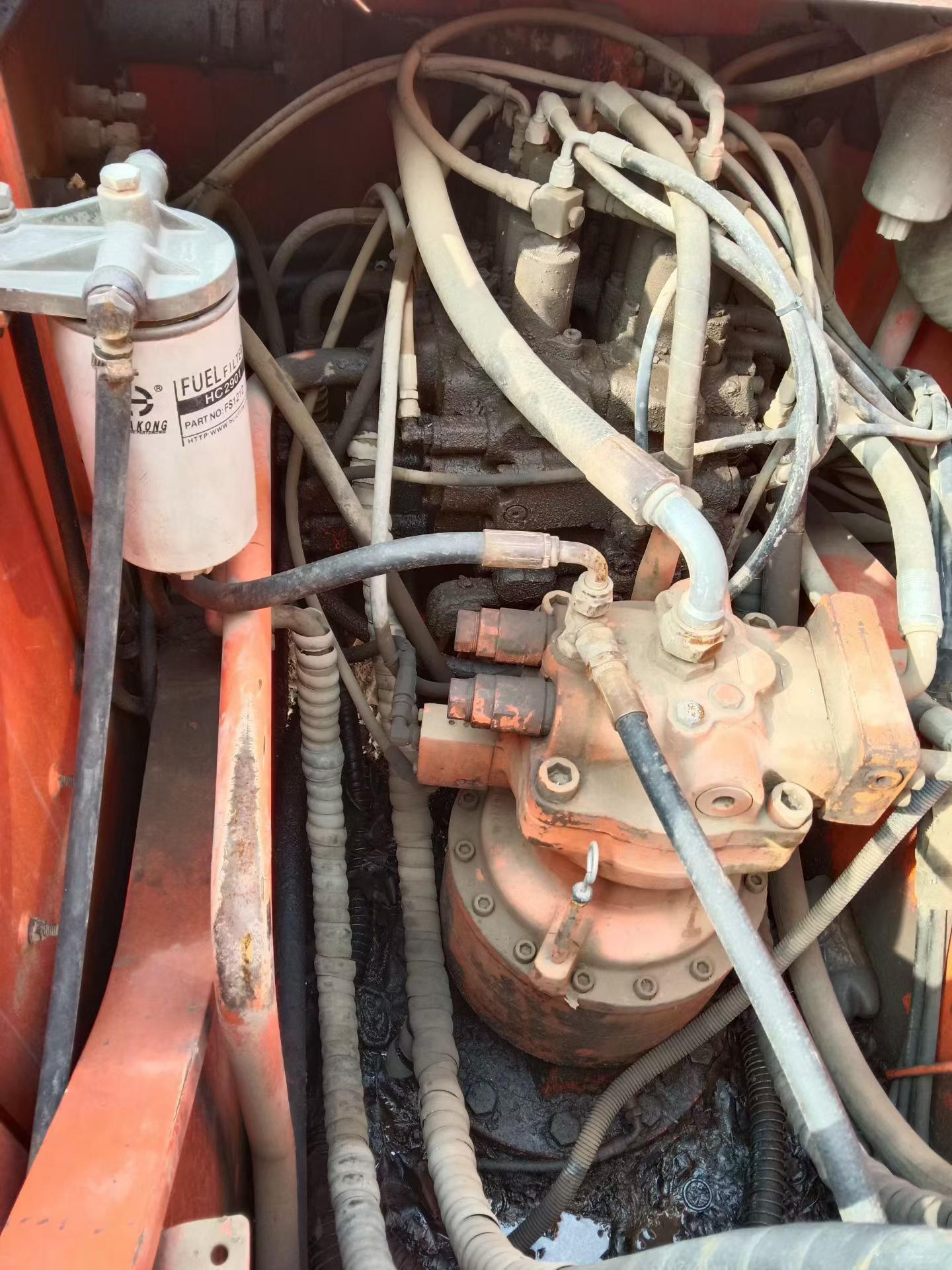 Buy Doosan DH220-7 Used Excavator